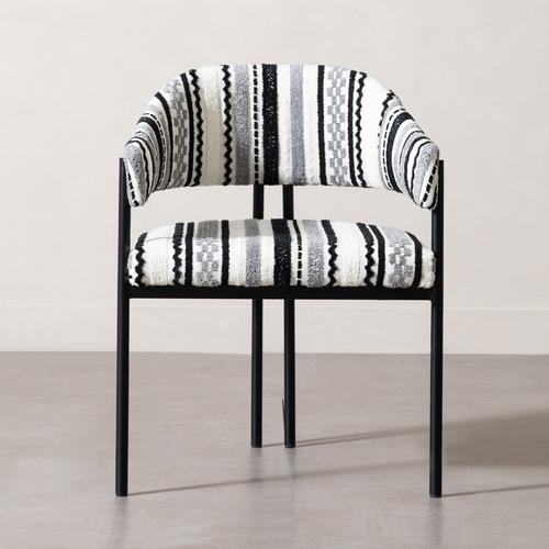  PAROS SANDALYE SİYAH DESENLİ