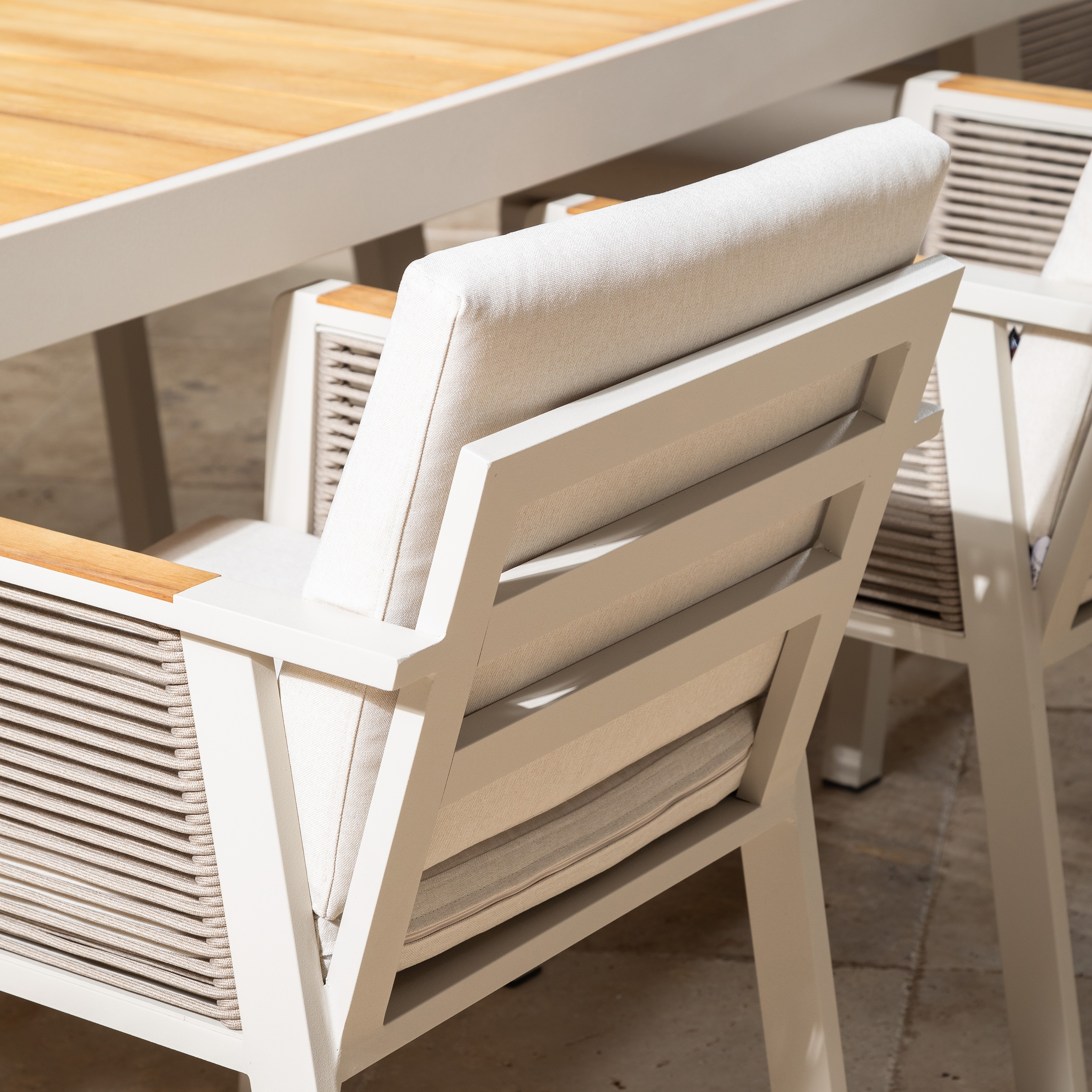 ARMAS  MASA SANDALYE SETİ KREM