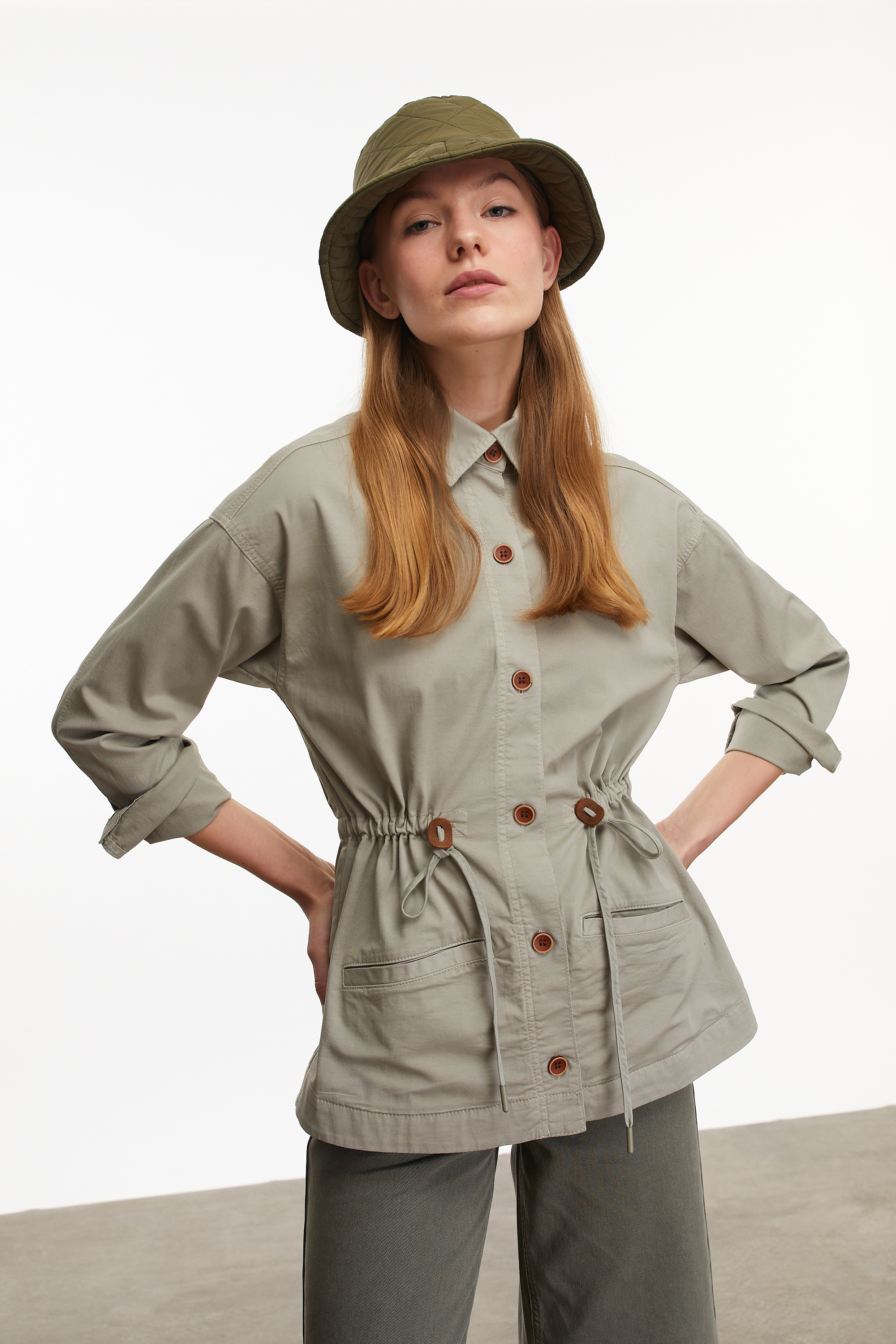 BAĞLAMA DETAYLI MONT CEKET