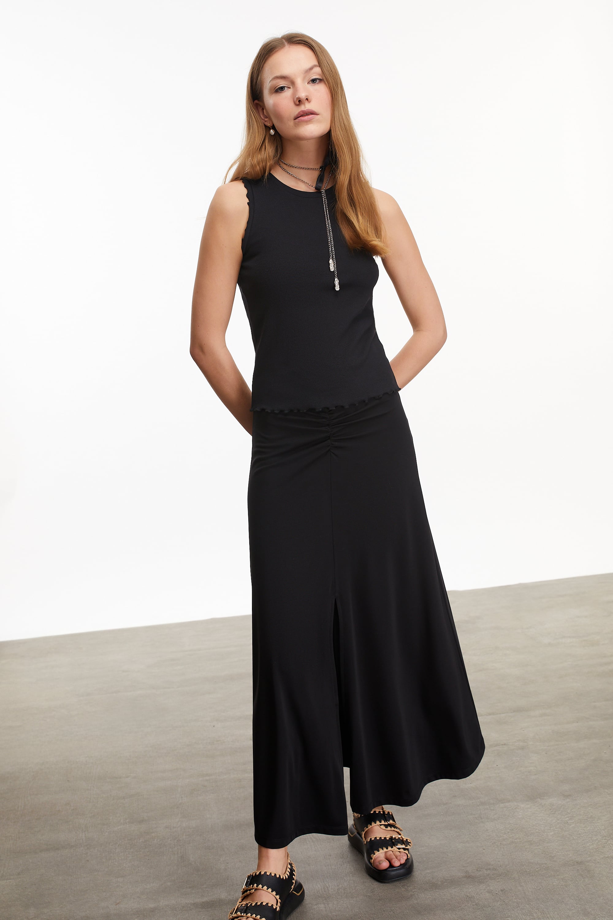 DRAPE DETAYLI UZUN ETEK