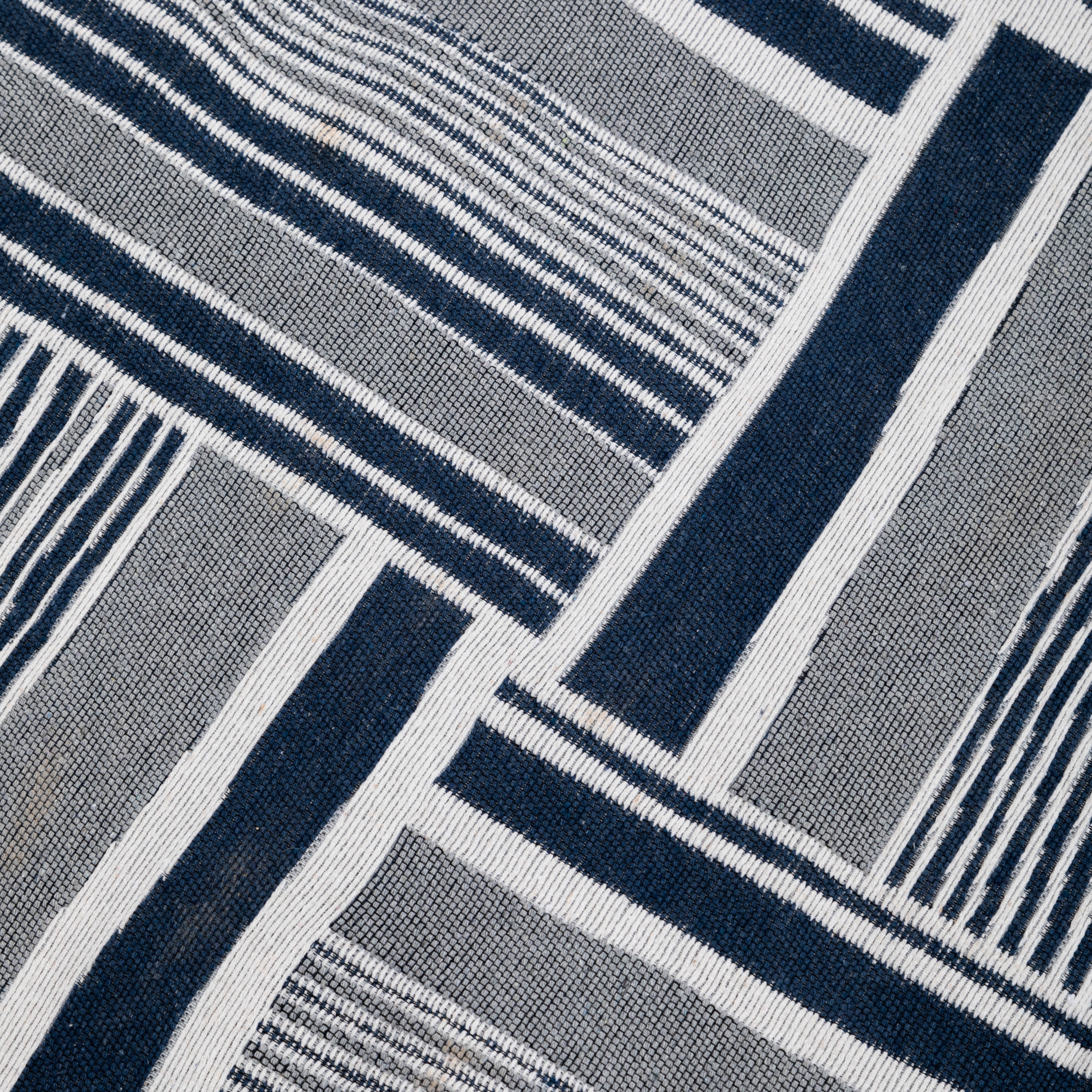 LARISSA PATCH ÇİFT TARAFLI KİLİM LACİVERT BEYAZ 80X150