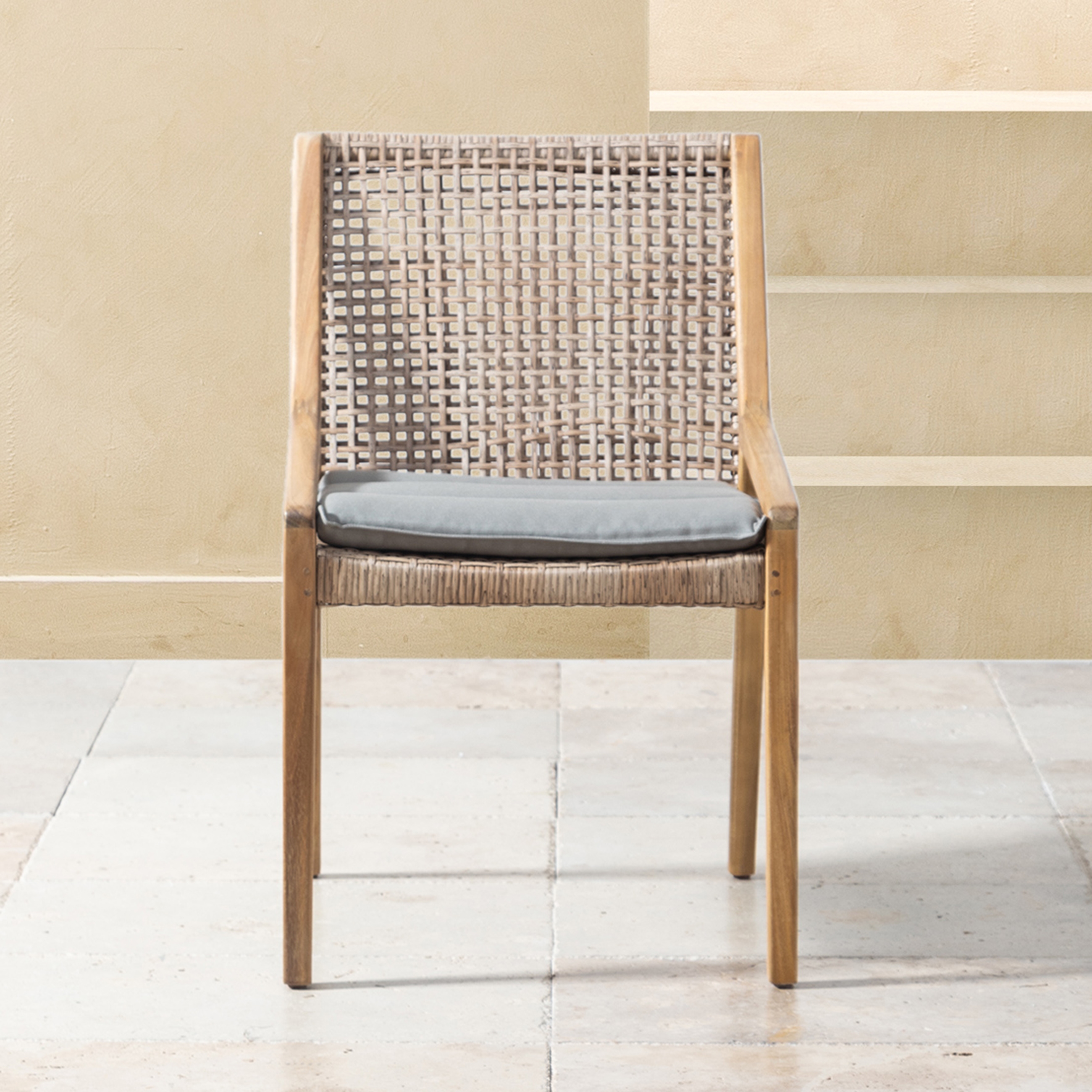 CALP KOLÇAKLI SANDALYE