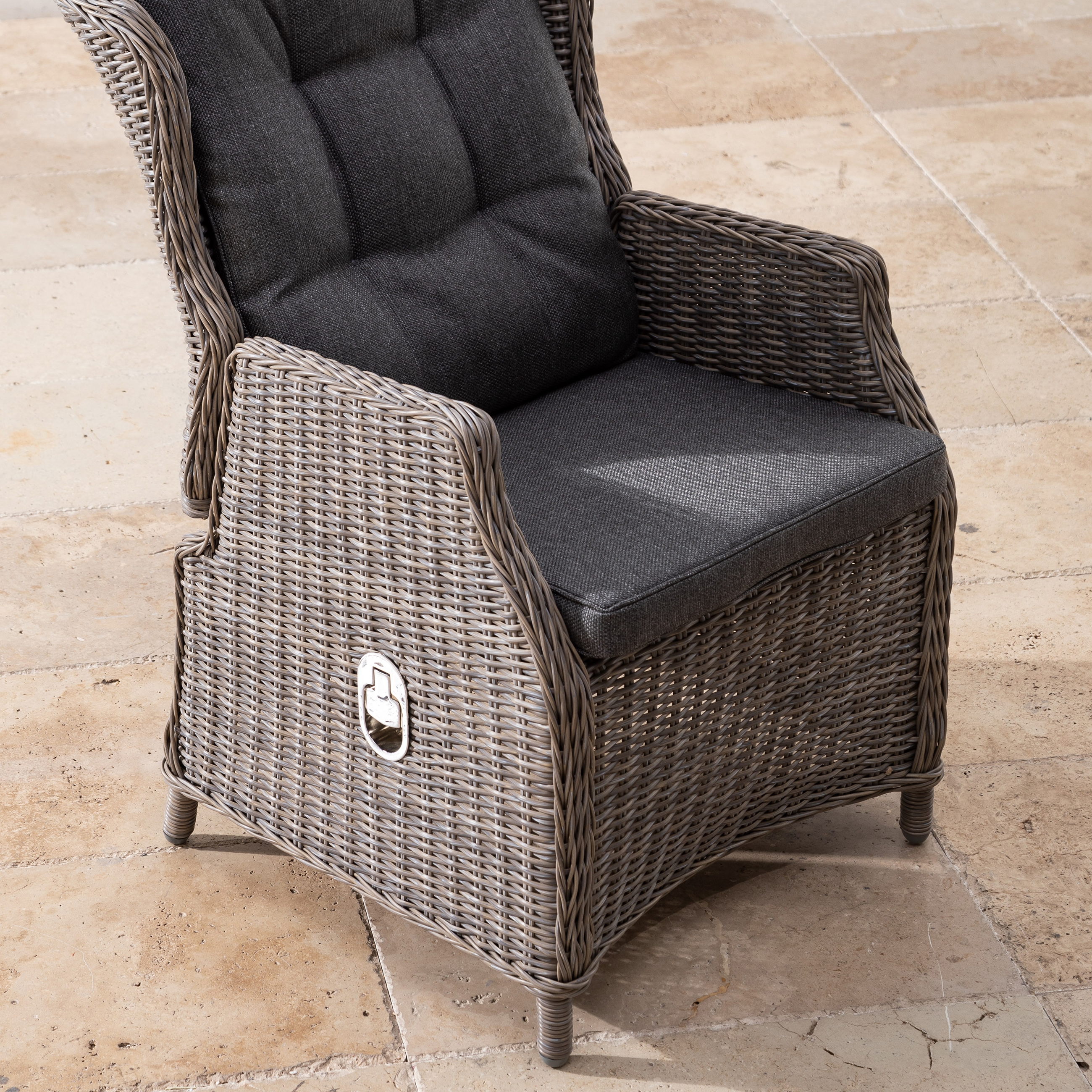 BARAKALDO  KOLÇAKLI SANDALYE