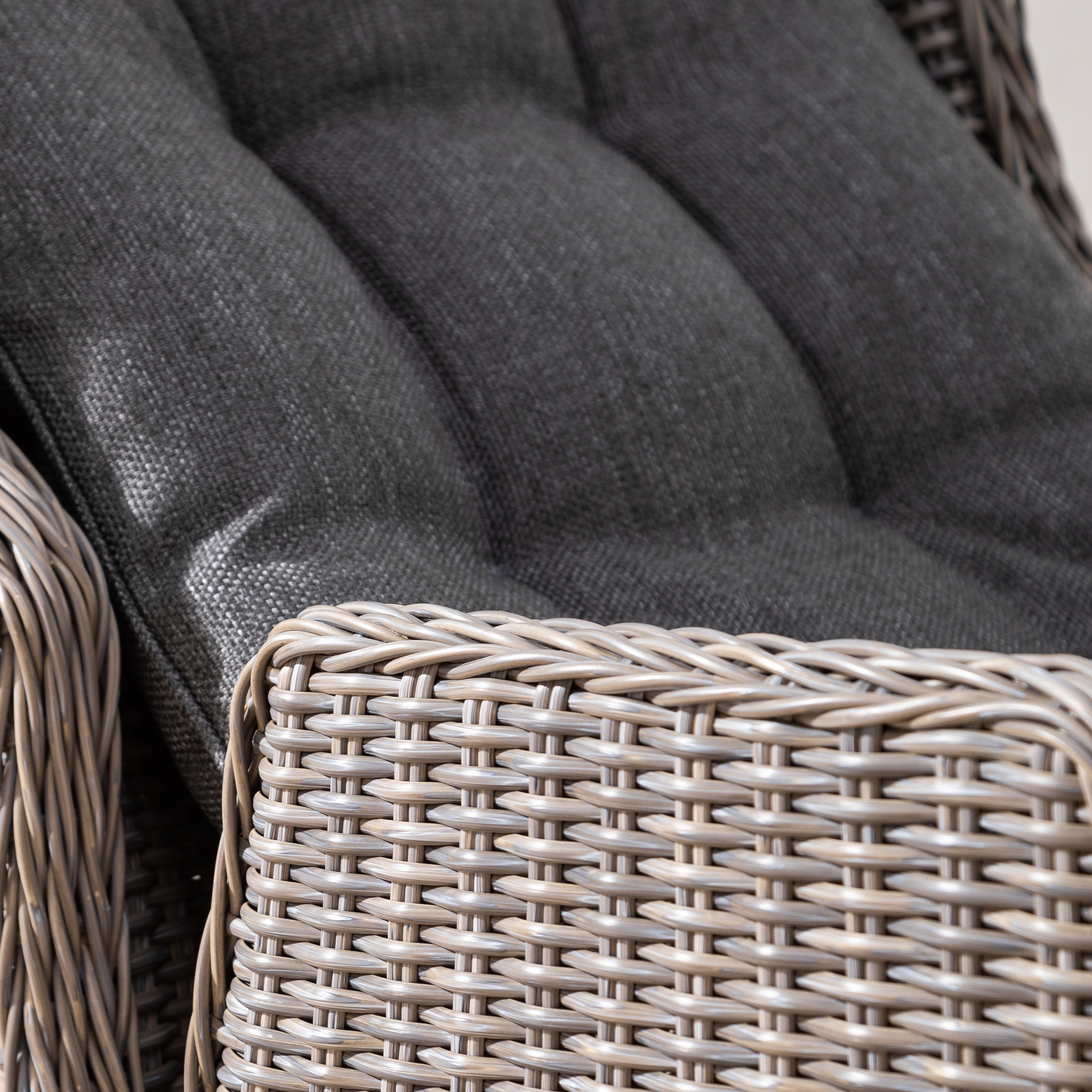 BARAKALDO  KOLÇAKLI SANDALYE