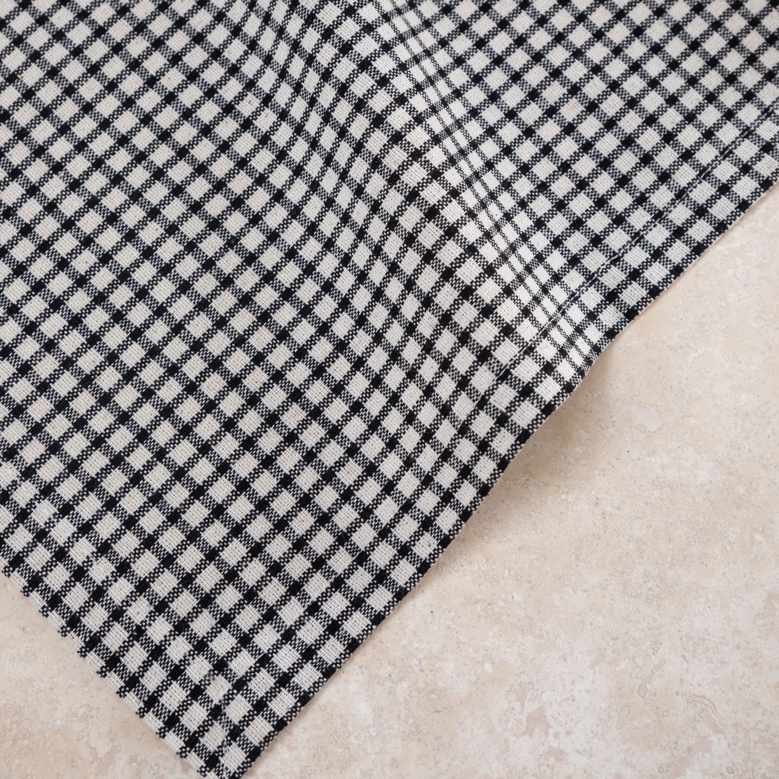 BETTY RUNNER EKRU SİYAH 40X130