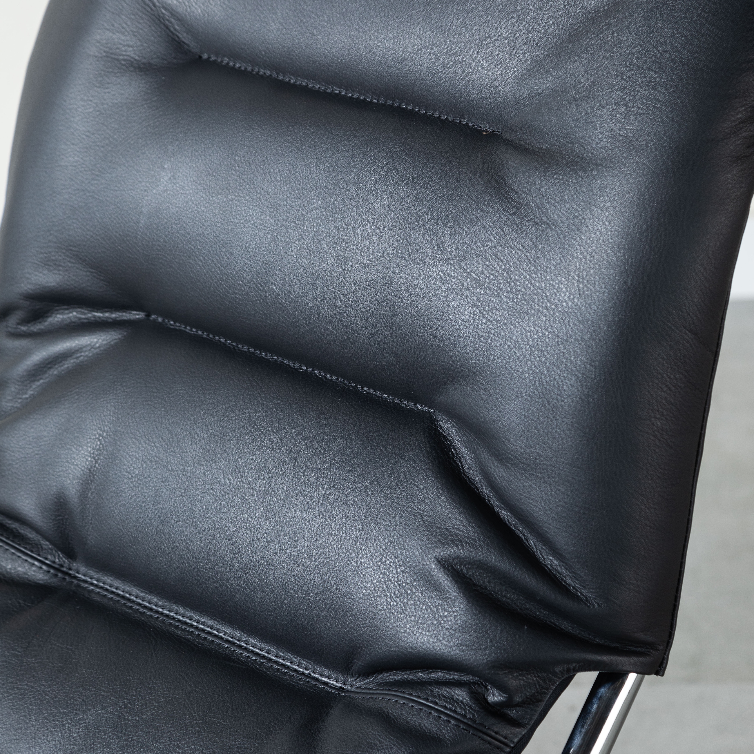 MARBELLA SİYAH DERİ BERJER