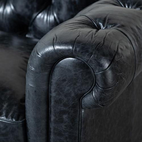  ÜÇLÜ SİYAH DERİ CHESTER KOLTUK