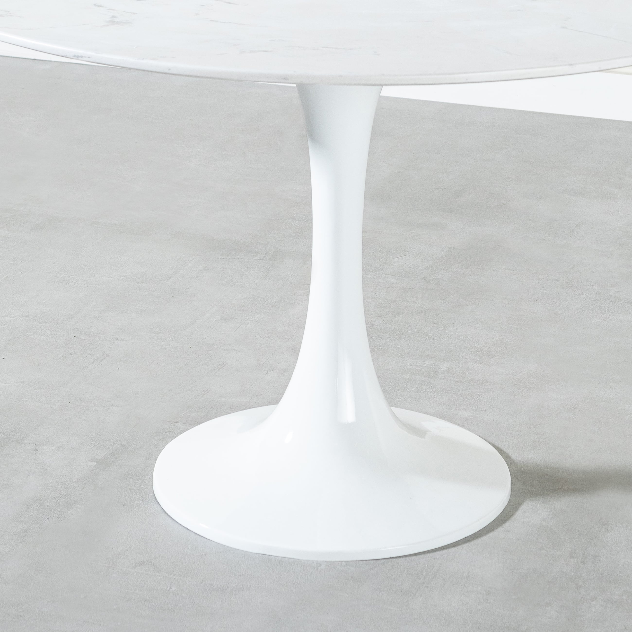 TULIPPO YUVARLAK MERMER MASA BEYAZ 120X120