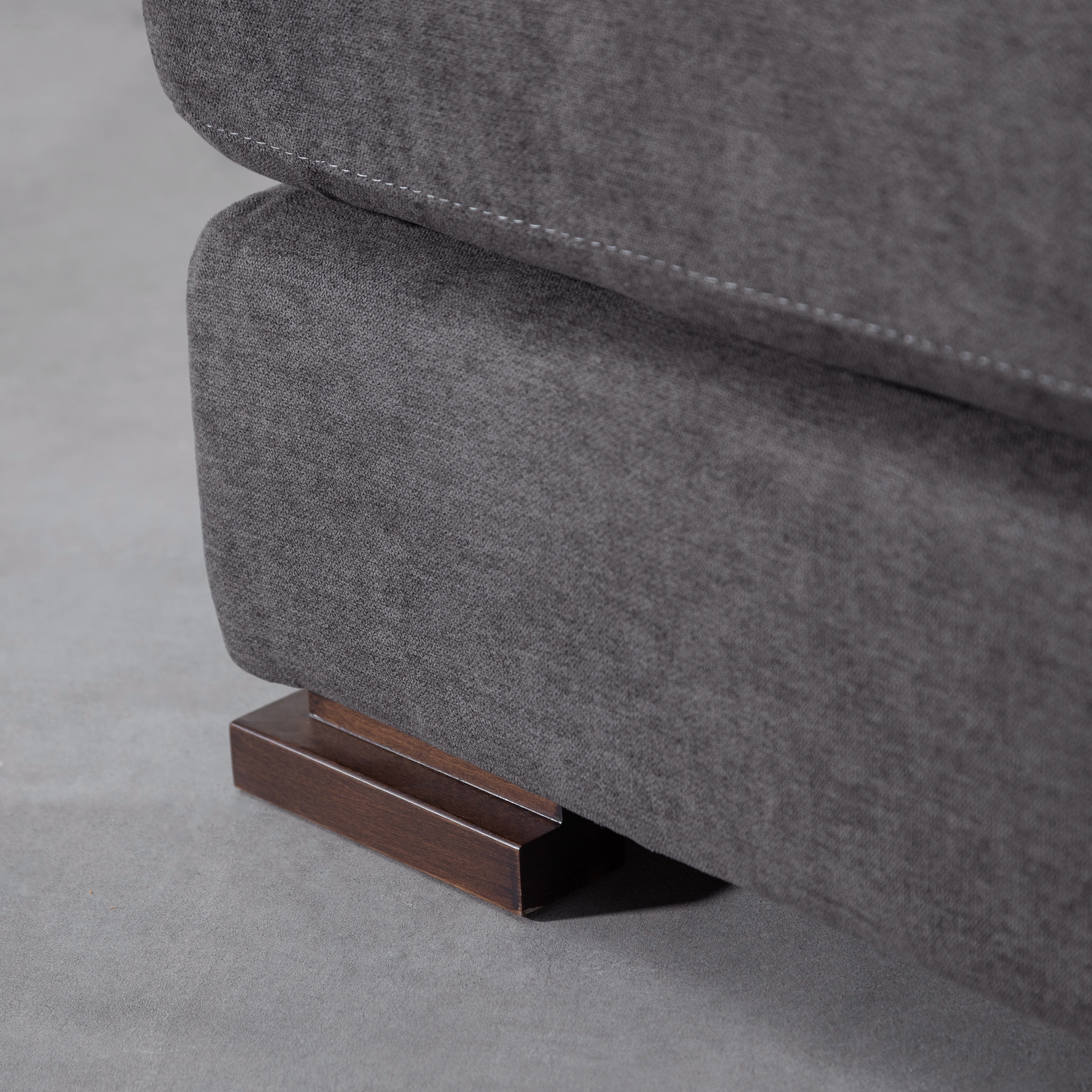 CAPRI AHŞAP AYAK PUF ANTRASİT