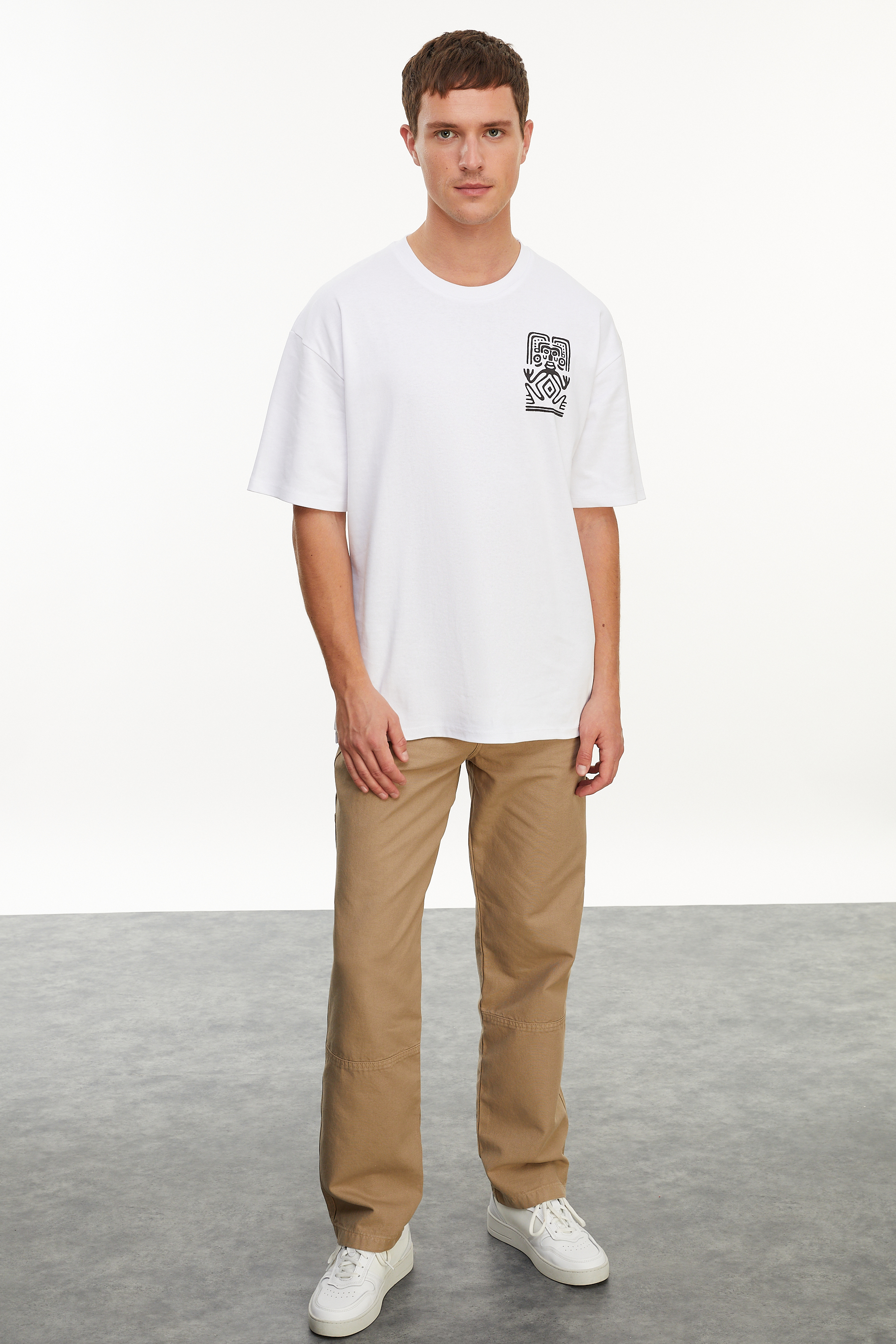 BASKILI OVERSIZE KISA KOLLU T-SHIRT