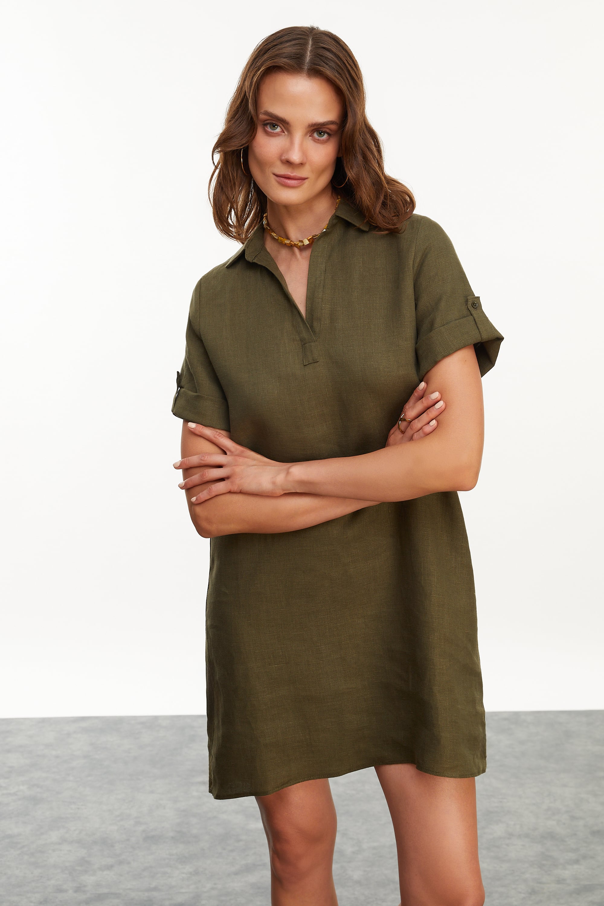 KISA KOLLU MİNİ KETEN ELBİSE