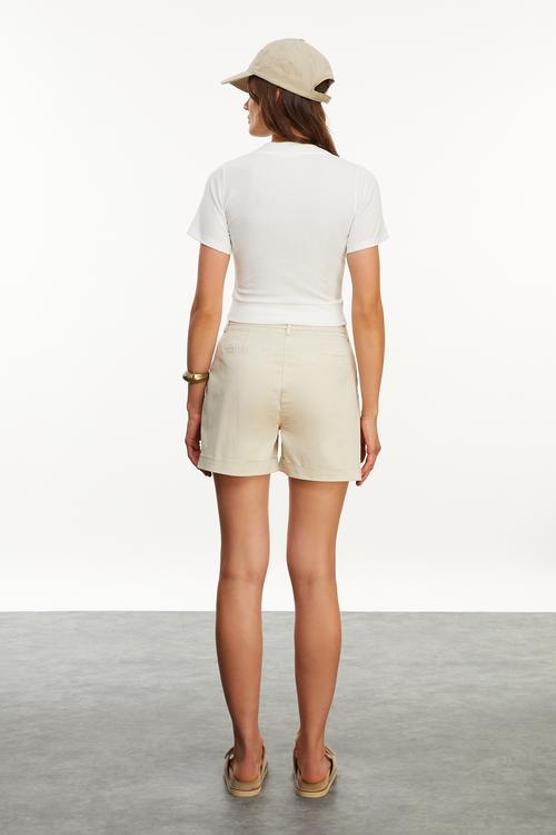  V YAKA KISA KOLLU CROP T-SHIRT