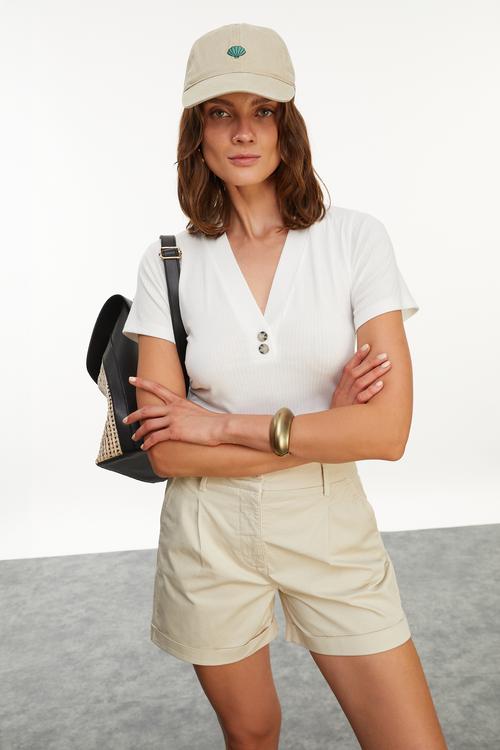  V YAKA KISA KOLLU CROP T-SHIRT