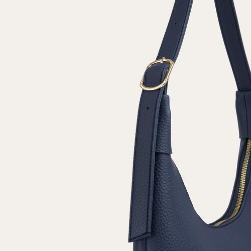  DERİ GÖRÜNÜMLÜ EL ÇANTASI