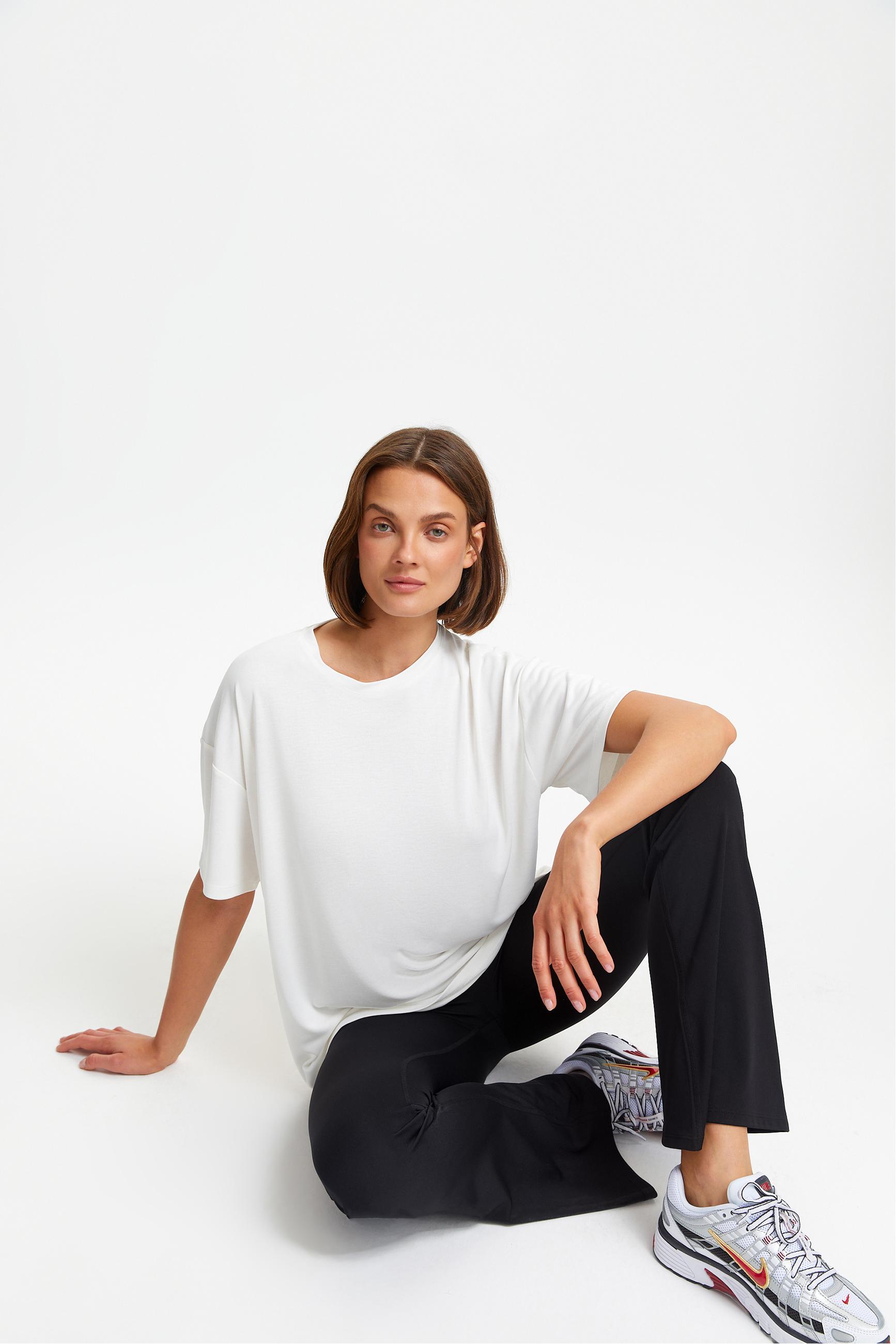 MODAL KARIŞIMLI BİSİKLET YAKA T-SHIRT