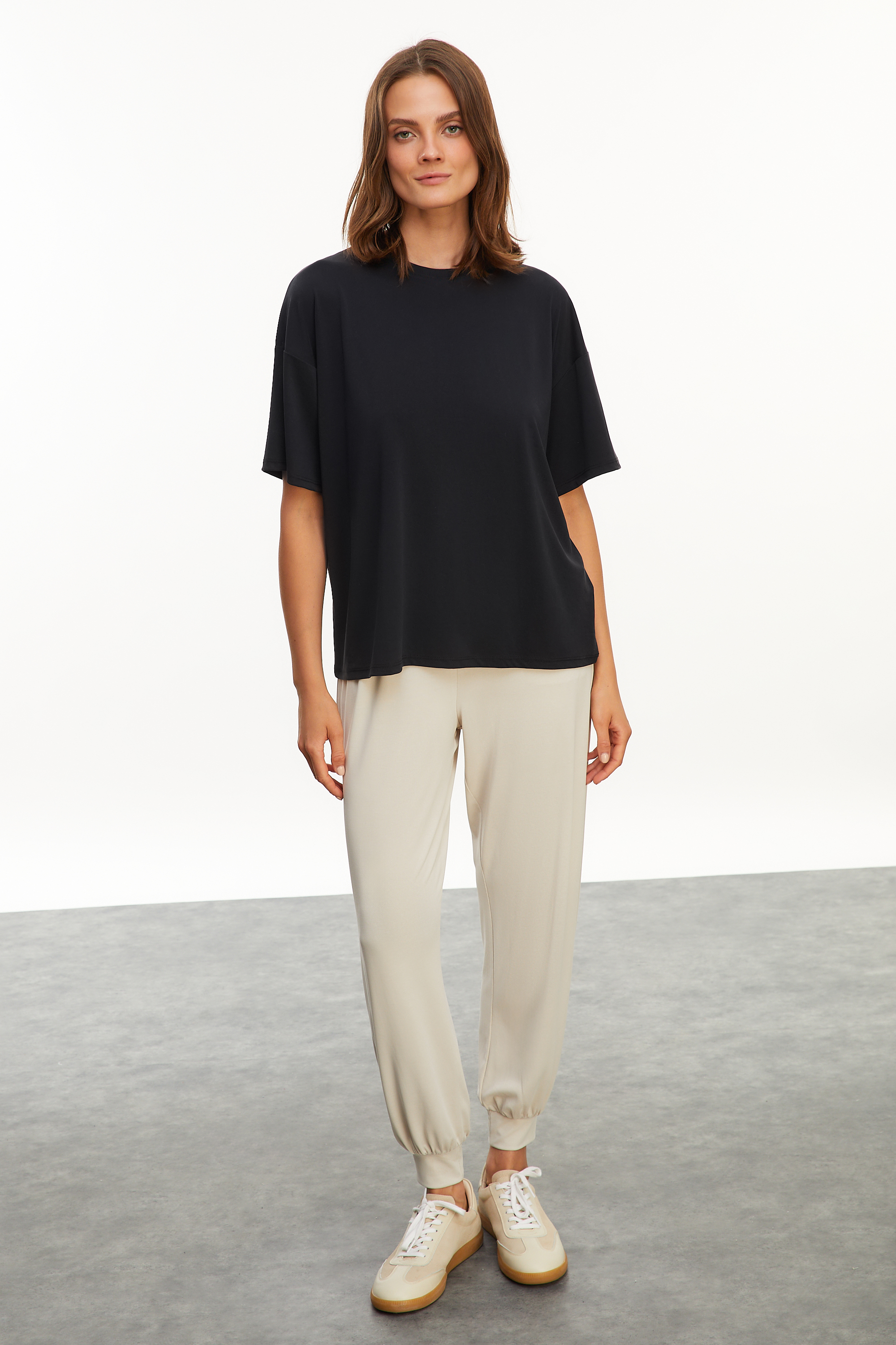 MODAL KARIŞIMLI BİSİKLET YAKA T-SHIRT