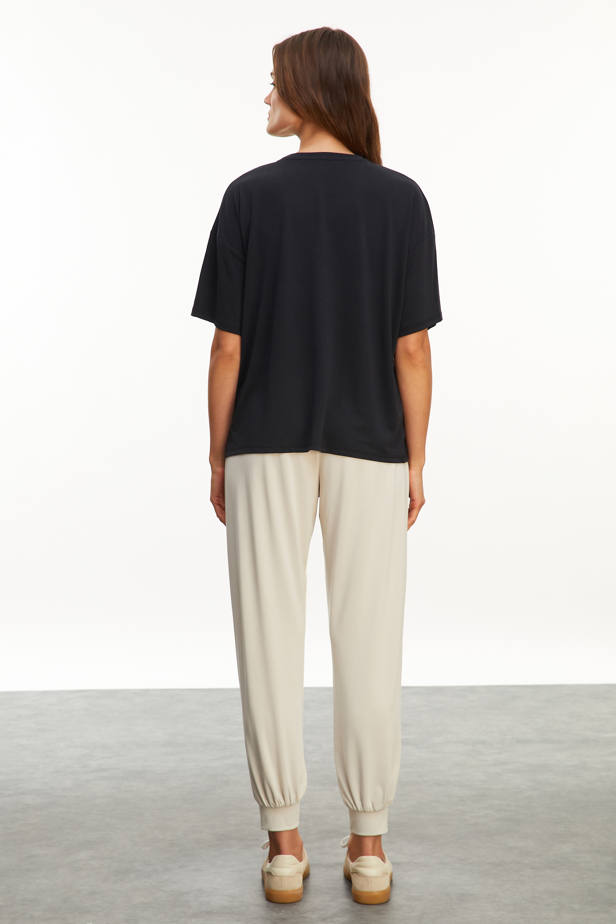 MODAL KARIŞIMLI BİSİKLET YAKA T-SHIRT