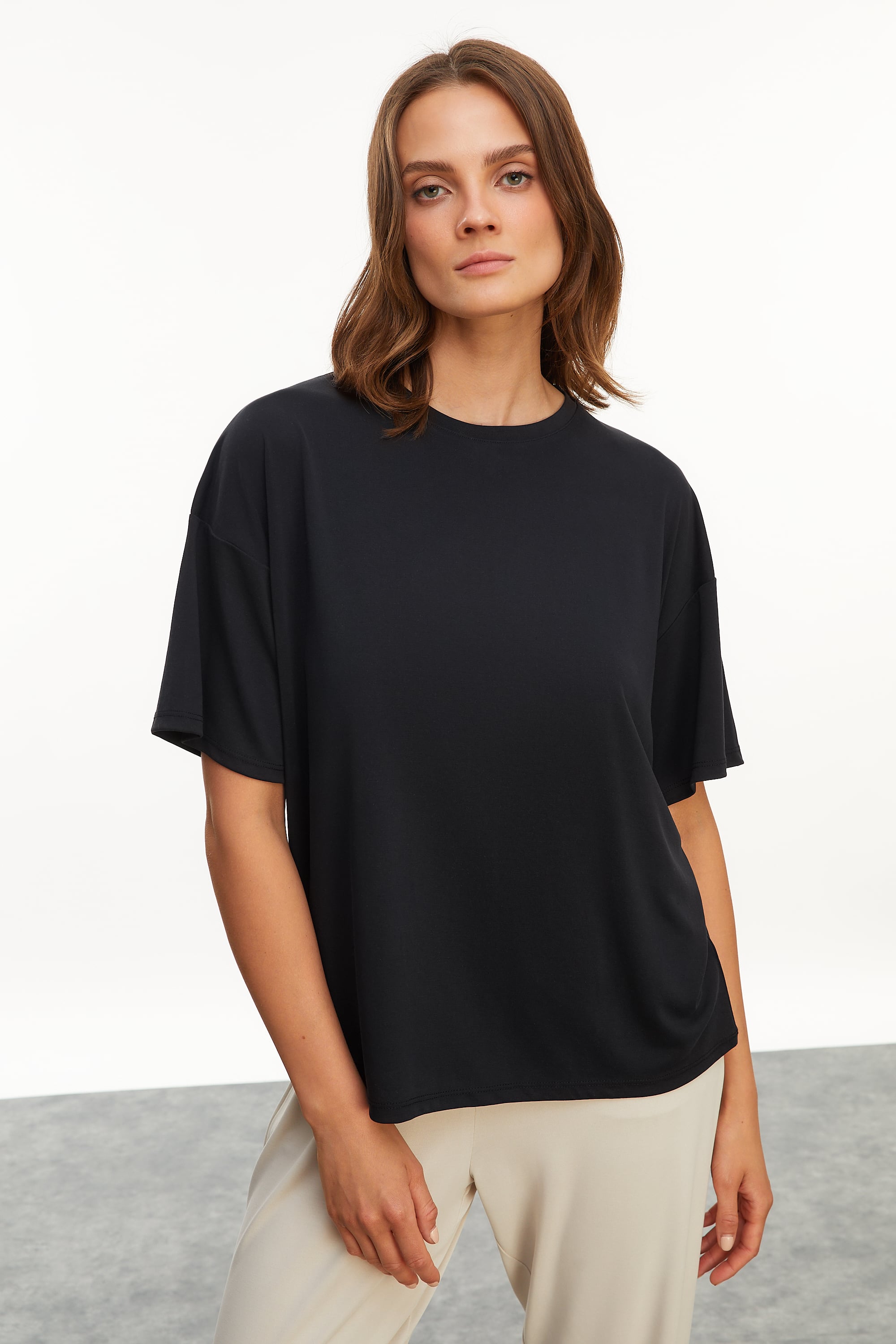 MODAL KARIŞIMLI BİSİKLET YAKA T-SHIRT