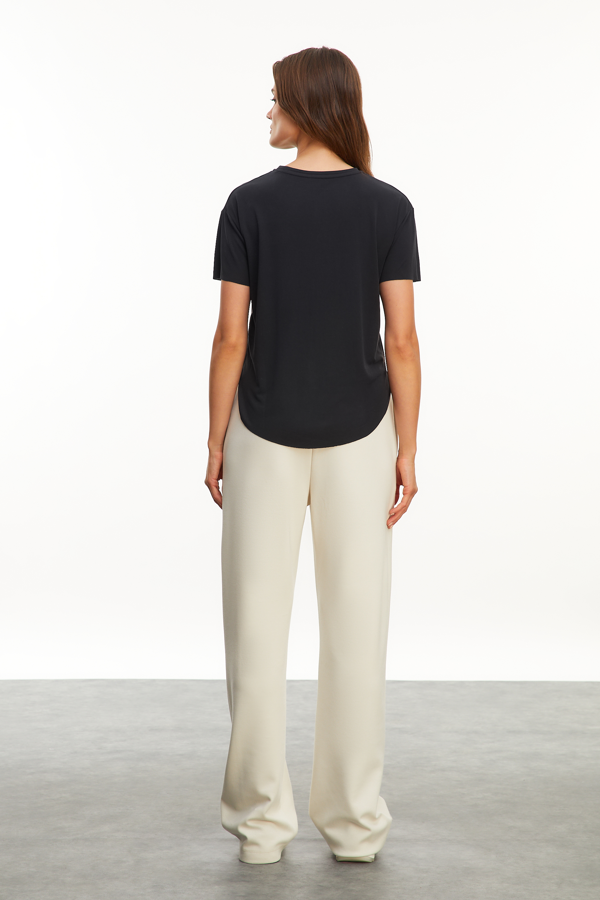 MODAL KARIŞIMLI KISA KOLLU T-SHIRT