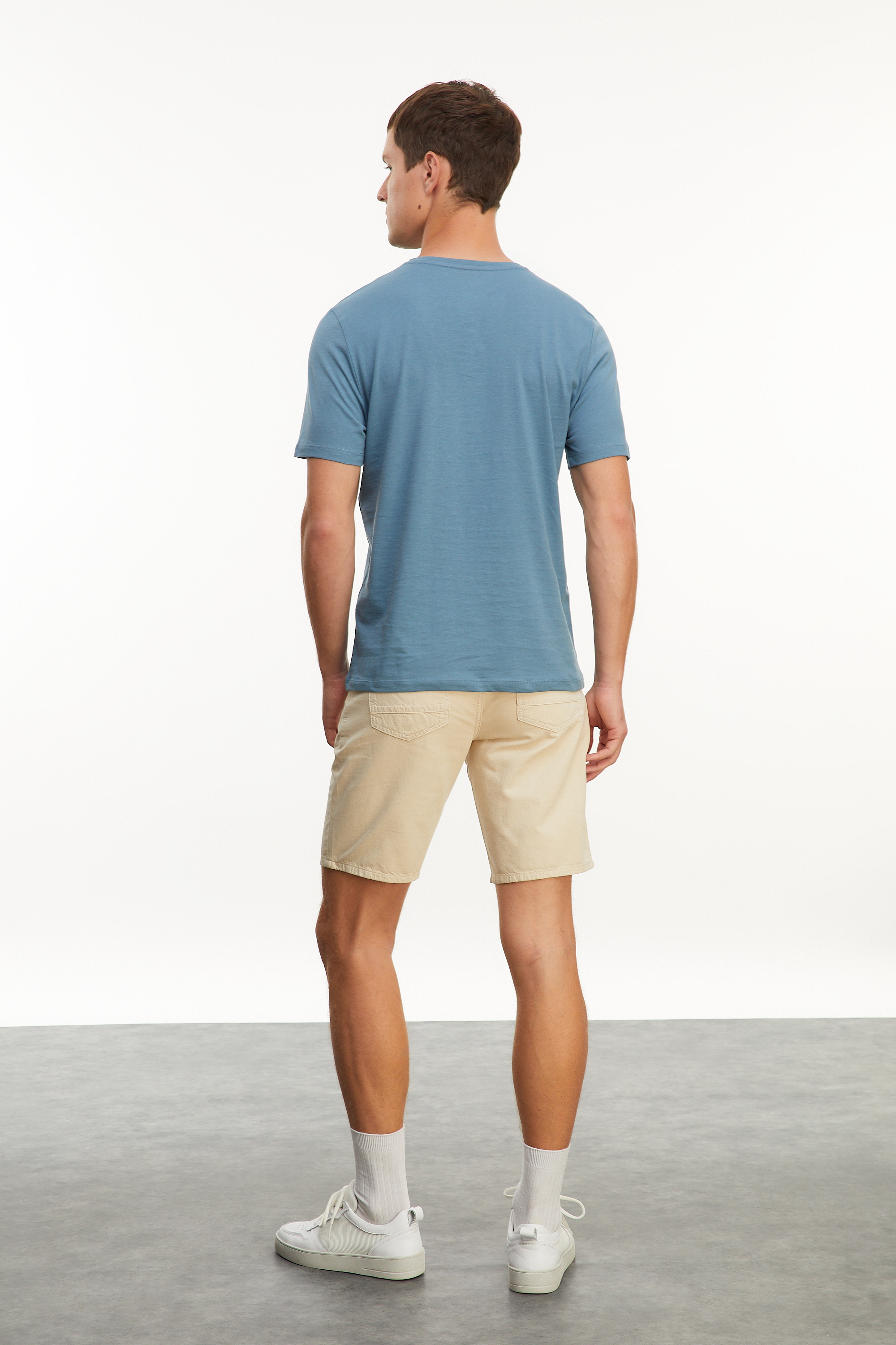 BİSİKLET YAKA KISA KOLLU T-SHIRT