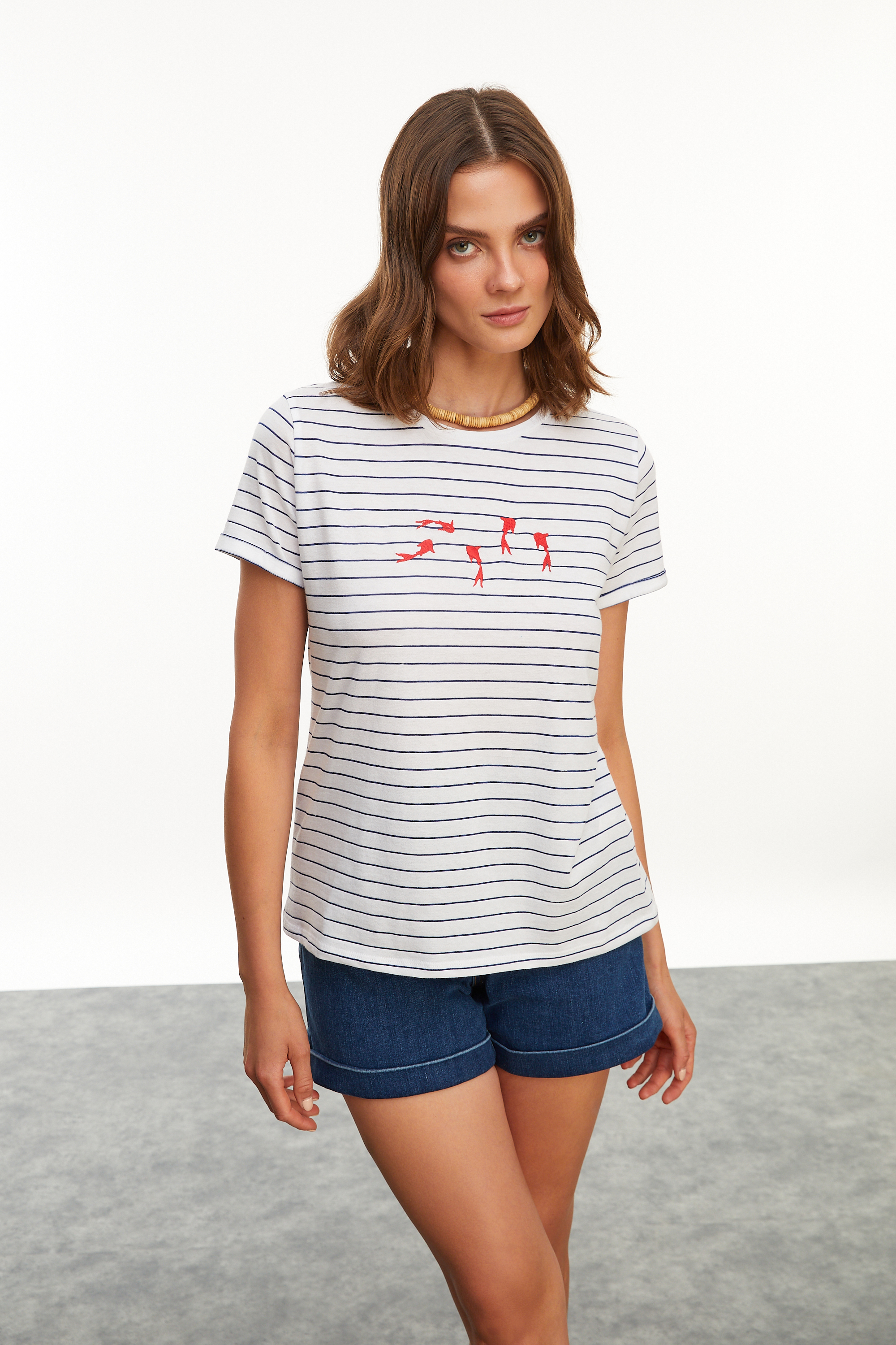 ÇİZGİLİ BİSİKLET YAKA KISA KOLLU T-SHIRT