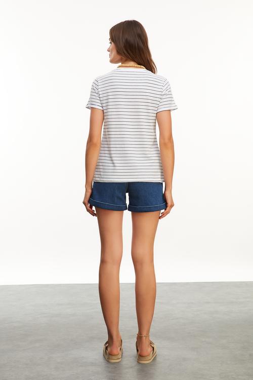  ÇİZGİLİ BİSİKLET YAKA KISA KOLLU T-SHIRT