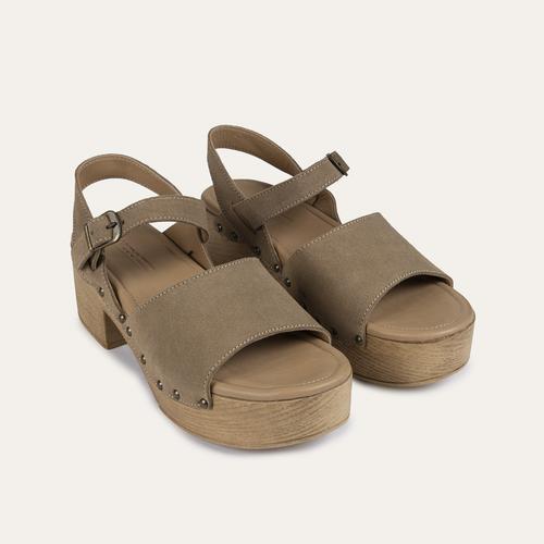  SÜET TOPUKLU SANDALET