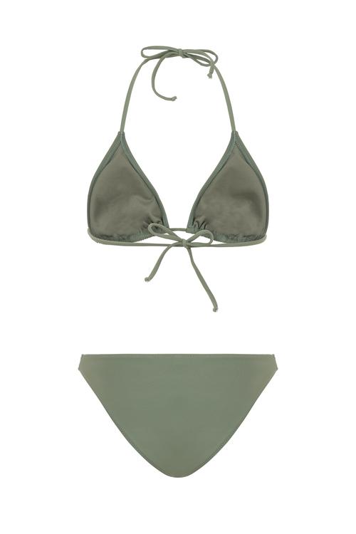  ÜÇGEN BİKİNİ ÜSTÜ