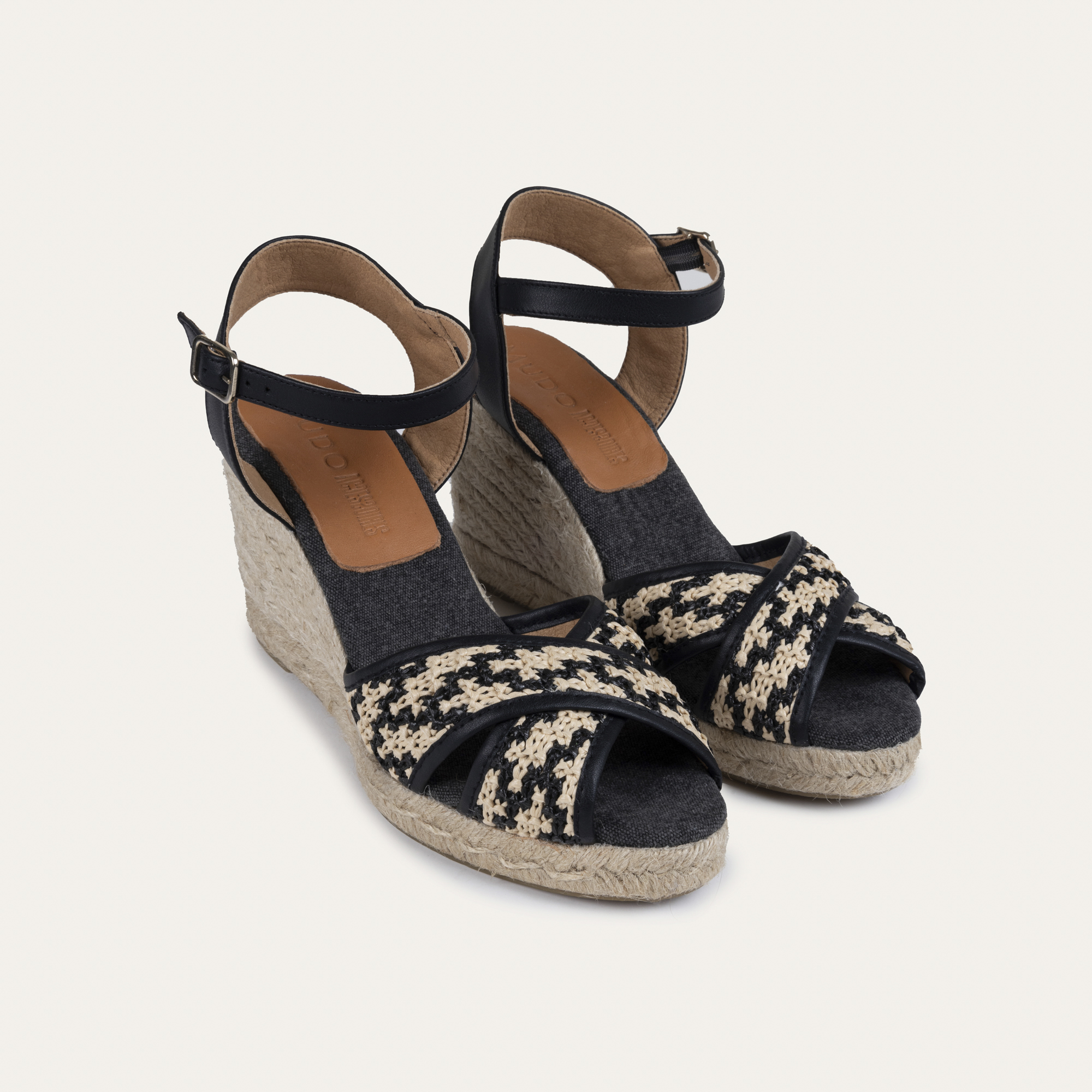 BANTLI HASIR DOLGU TOPUKLU AYAKKABI