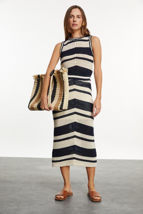  AJURLU ÇİZGİLİ KOLSUZ TRİKO