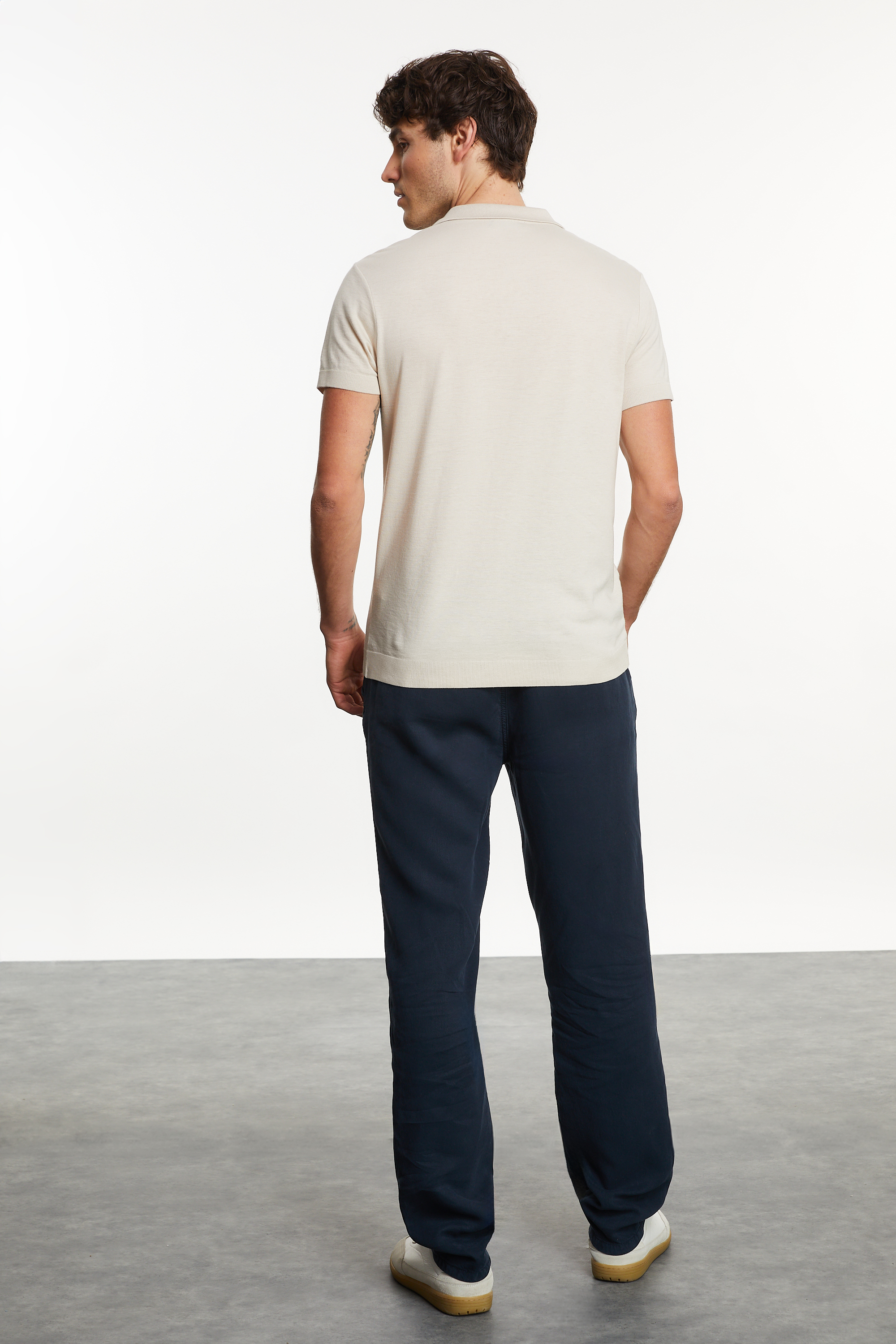 POLO YAKA REGULAR FIT T-SHIRT