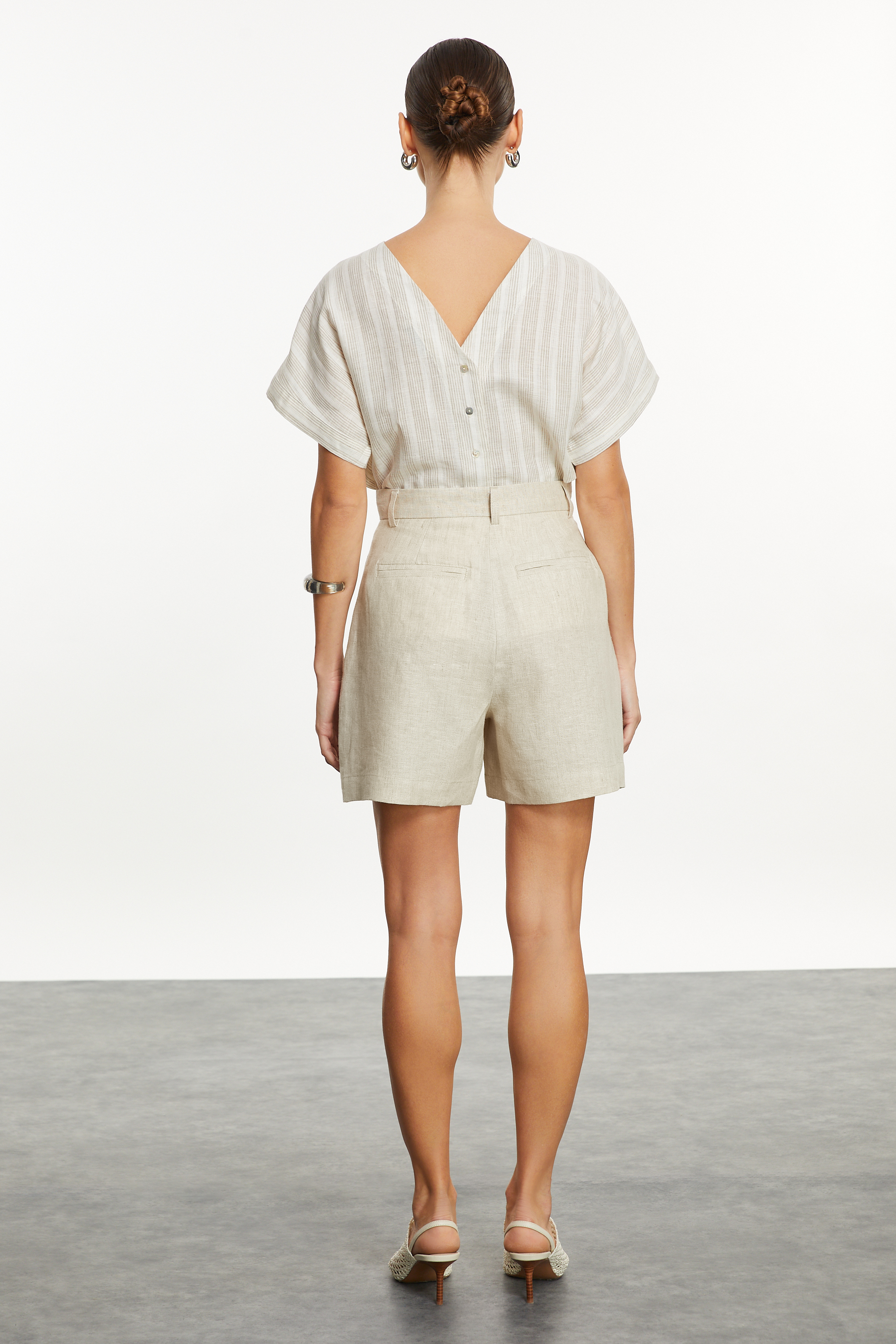 ÇİZGİLİ KETEN KARIŞIMLI KAYIK YAKA BLUZ