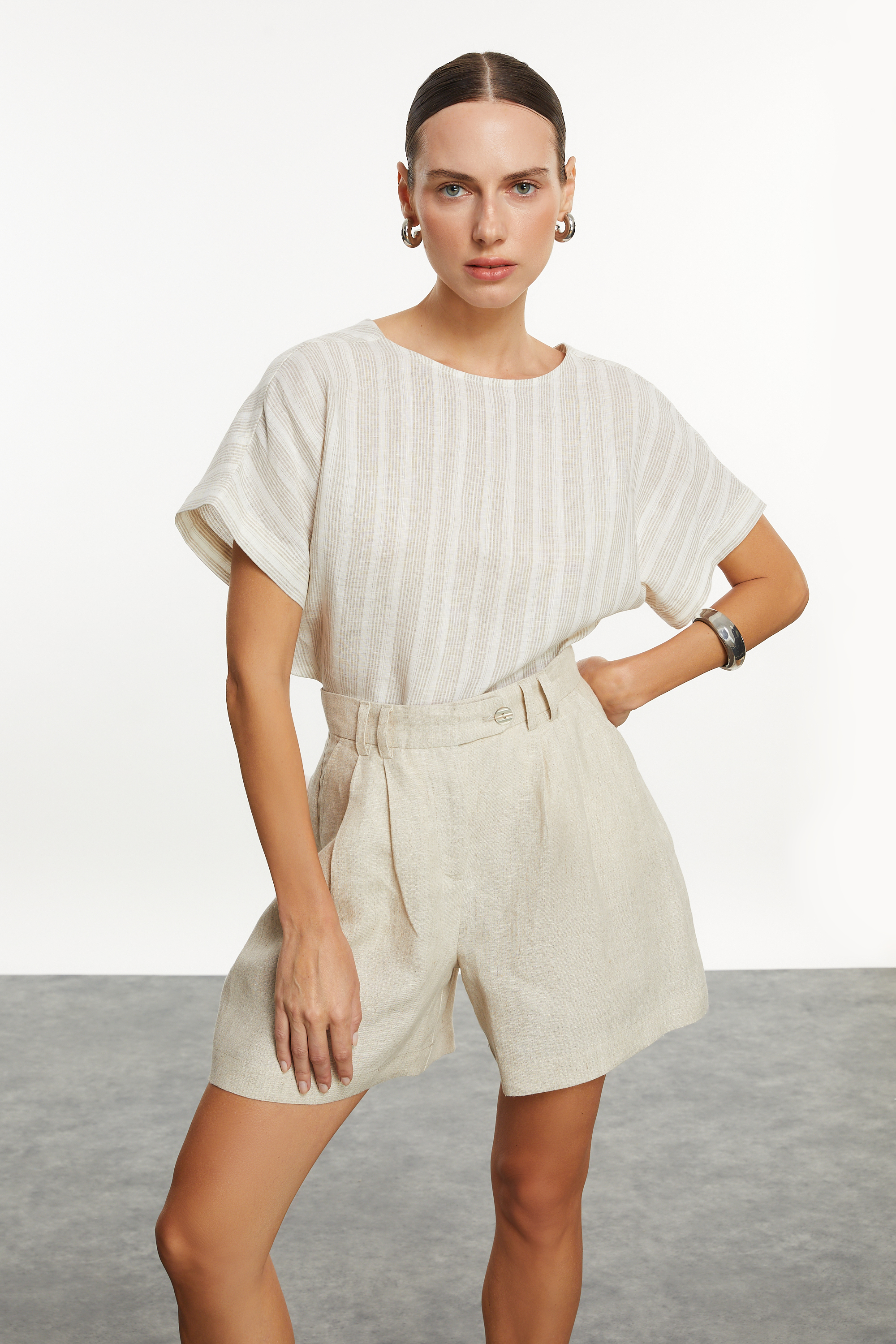 ÇİZGİLİ KETEN KARIŞIMLI KAYIK YAKA BLUZ