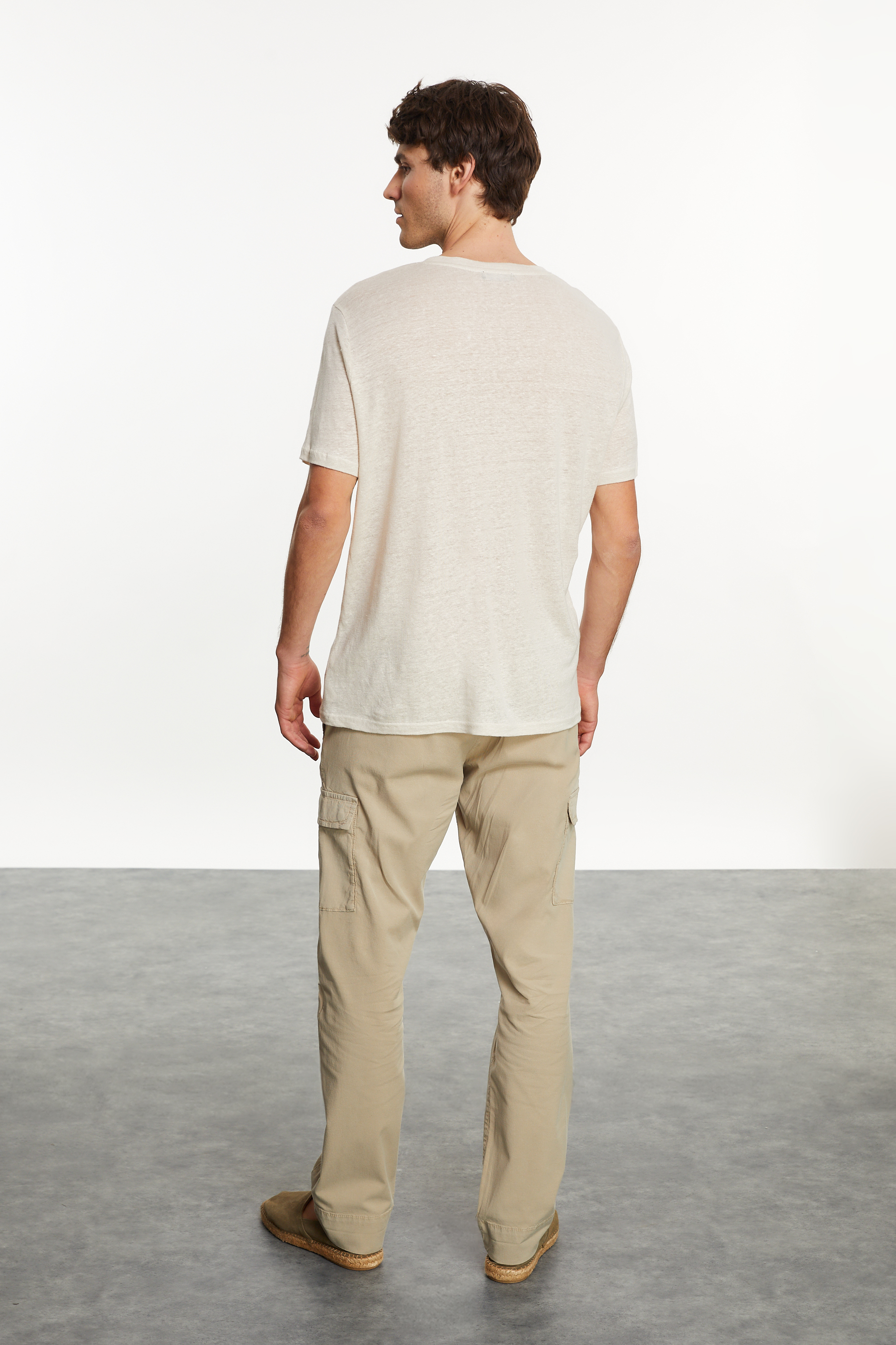 BİSİKLET YAKA KETEN T-SHIRT