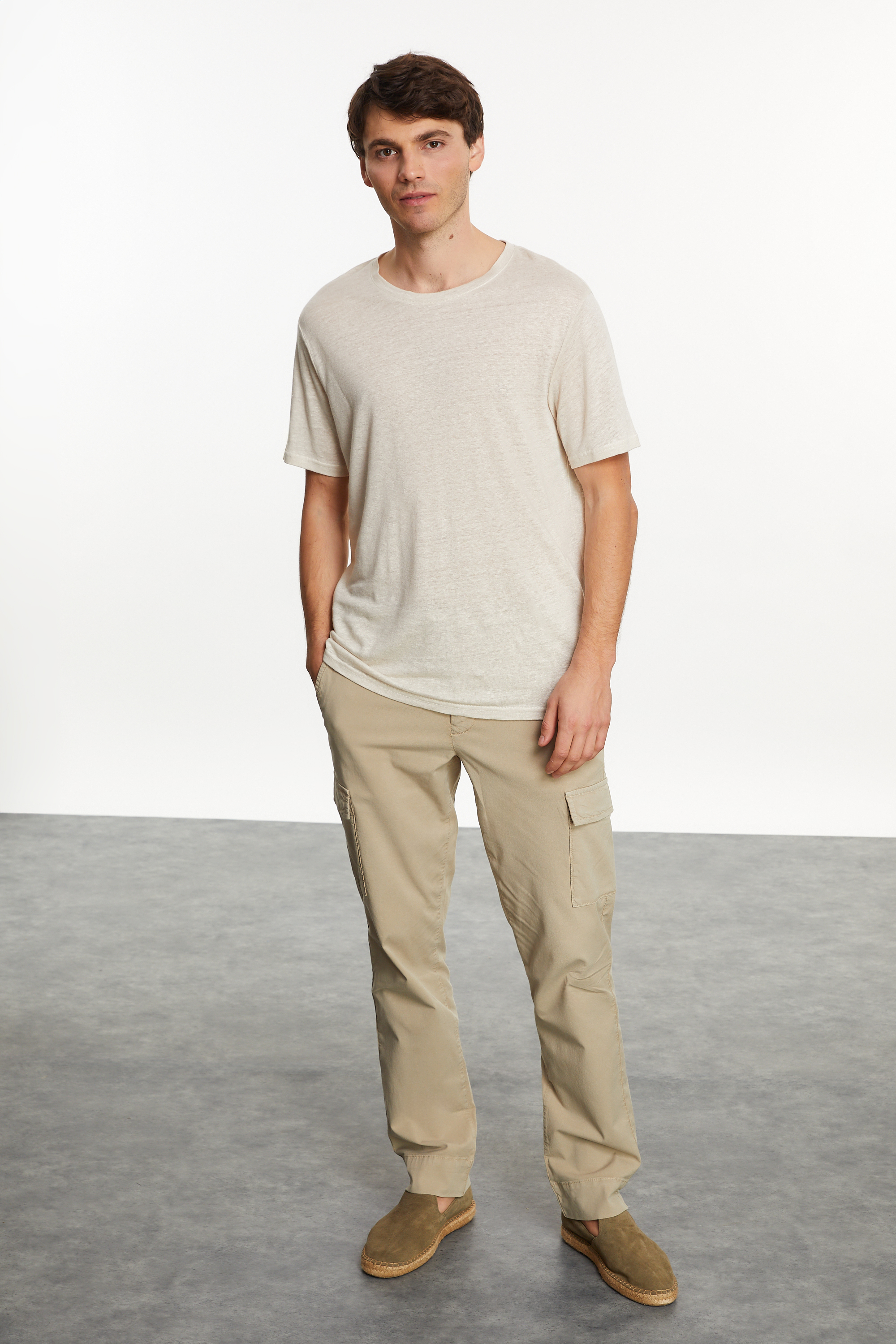 BİSİKLET YAKA KETEN T-SHIRT