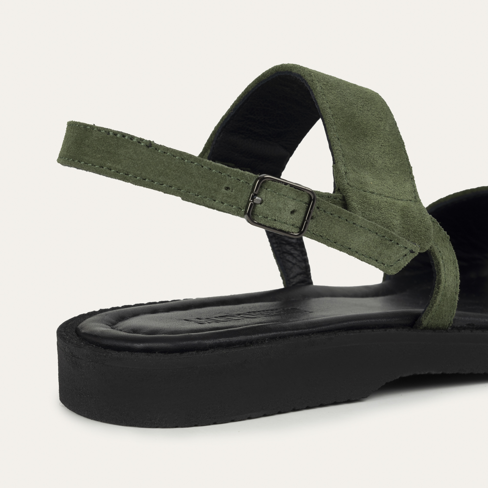 BANTLI SÜET SANDALET