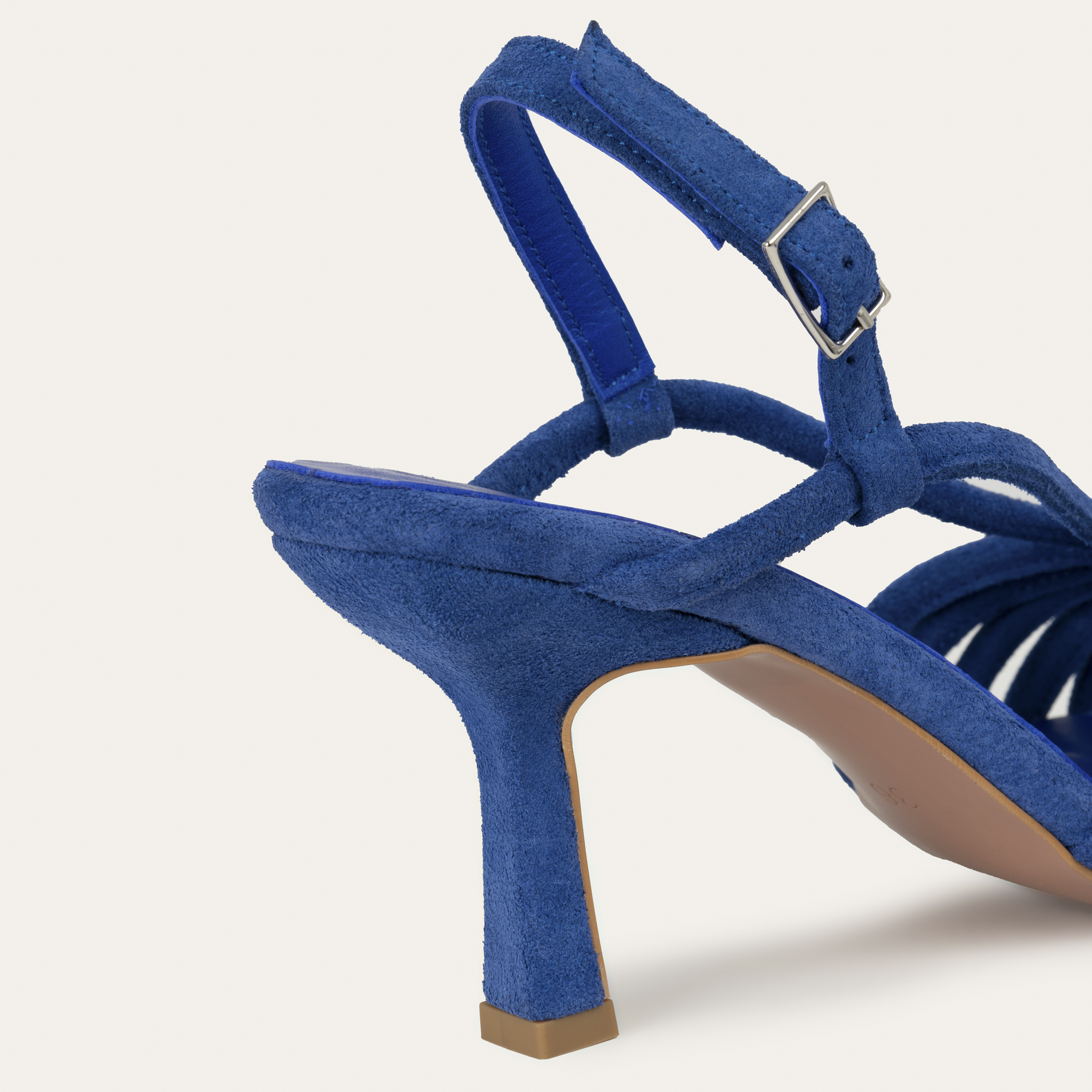 SÜET TOPUKLU AYAKKABI