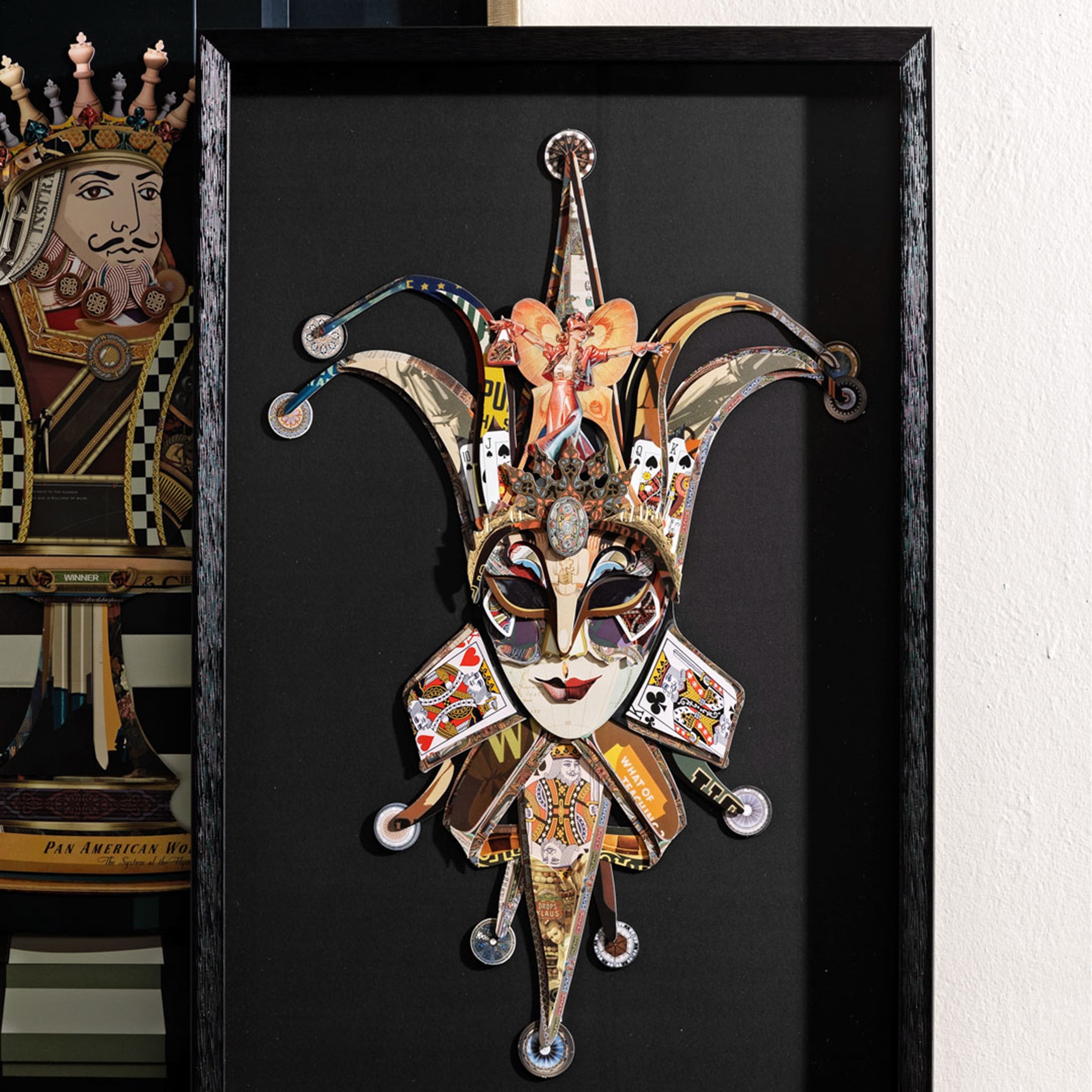 BLACK JOKER ÇERÇEVELİ PANO 60X90 CM