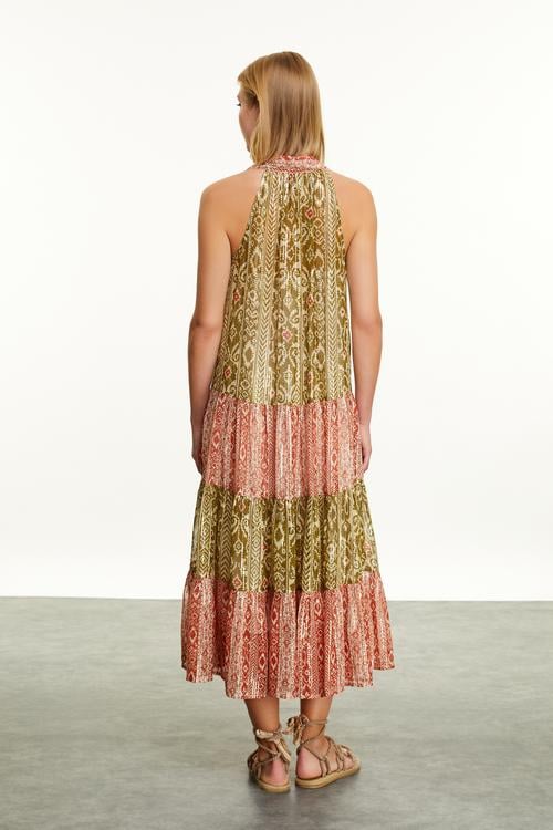  ETNİK BASKILI KOLSUZ UZUN ELBİSE