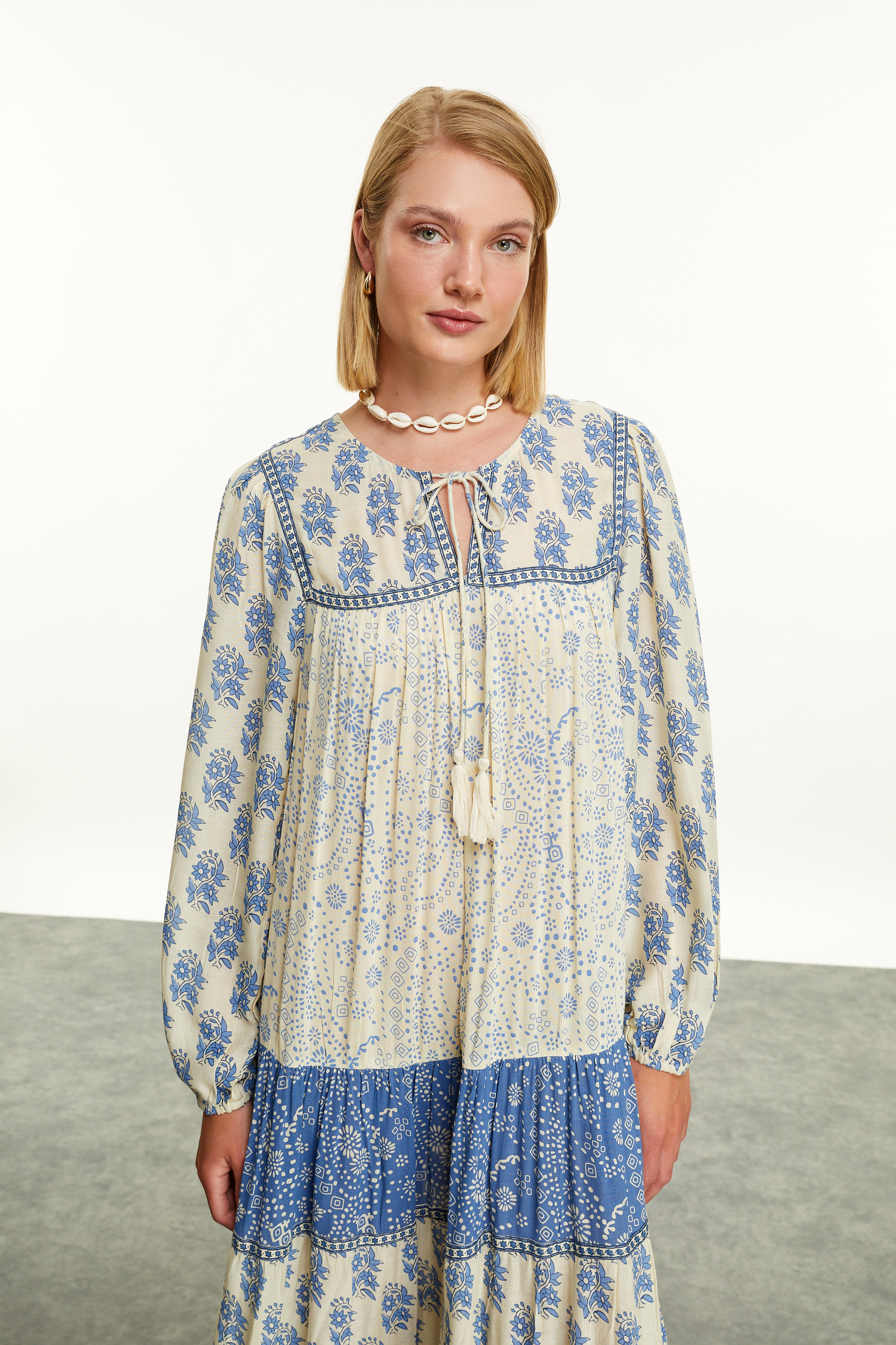 ETNİK BASKILI UZUN ELBİSE