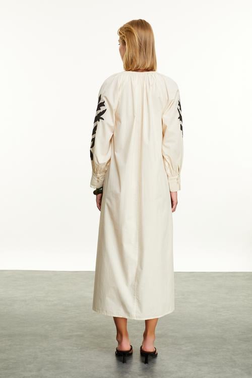  NAKIŞLI PAMUK UZUN ELBİSE