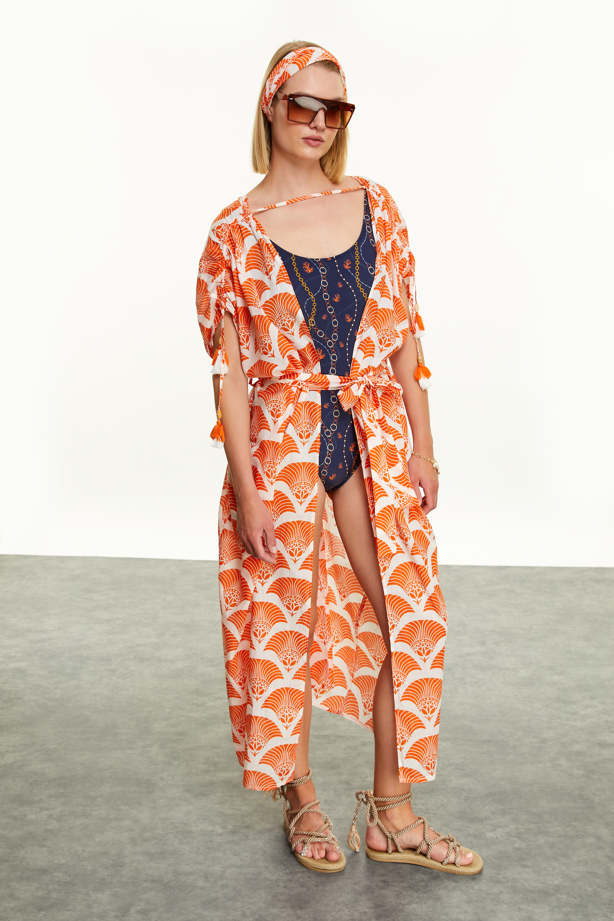 ETNİK DESENLİ KISA KOLLU KİMONO