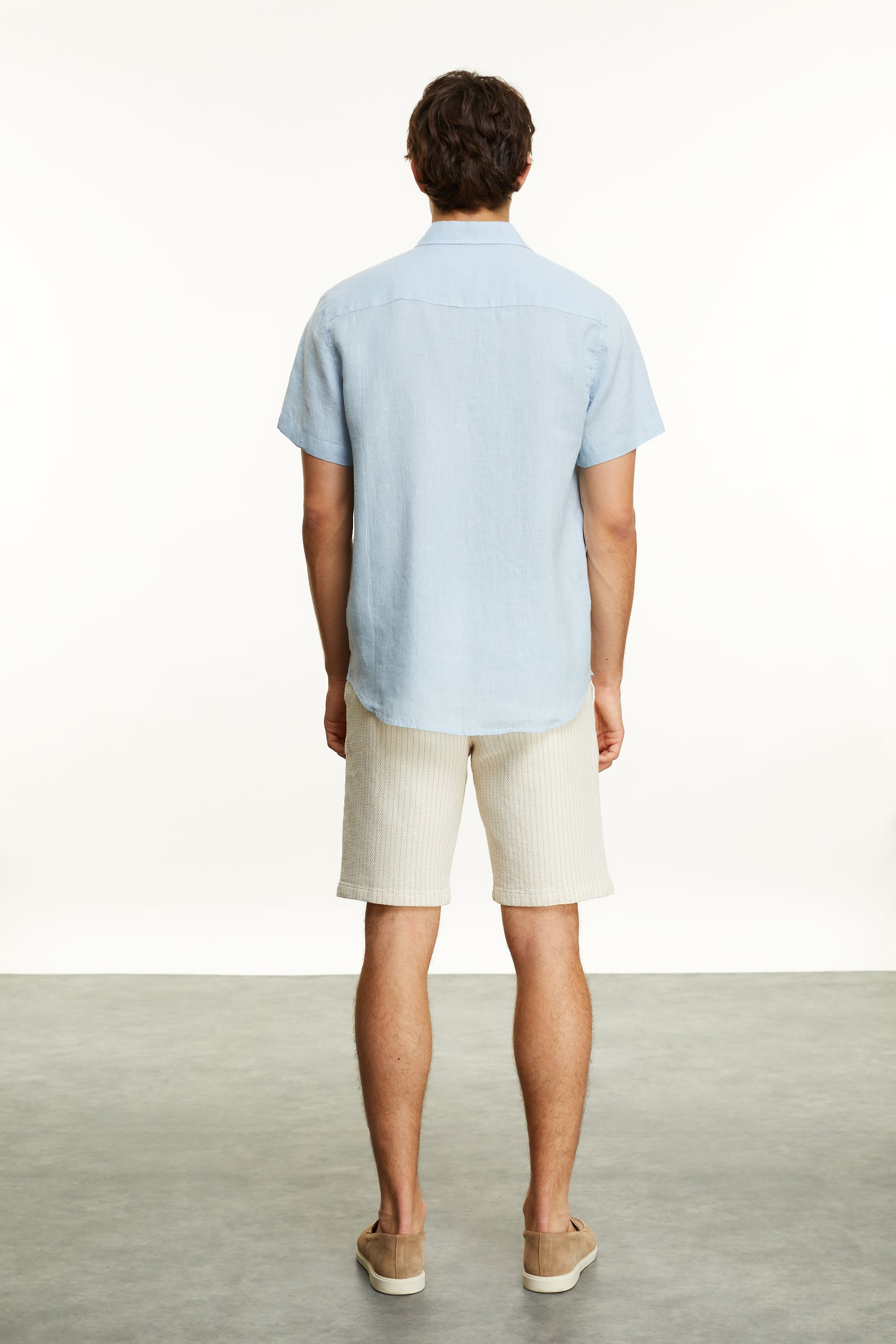 KISA KOLLU REGULAR FIT KETEN GÖMLEK