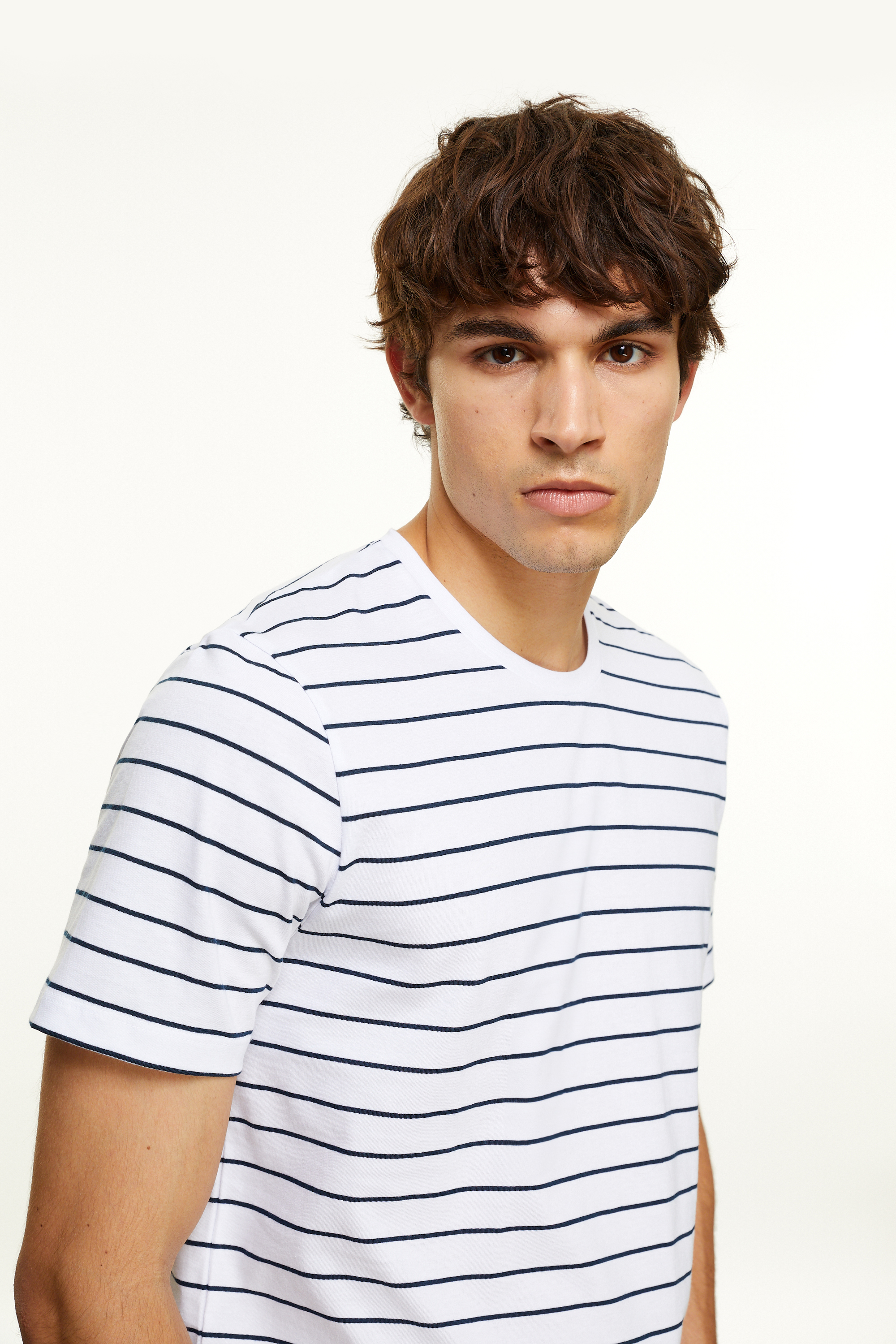 ÇİZGİLİ BİSİKLET YAKA T-SHIRT