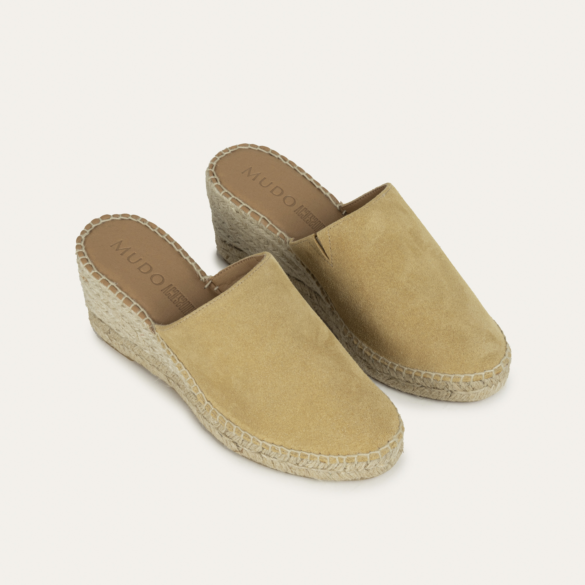 SÜET DOLGU TOPUKLU TERLİK