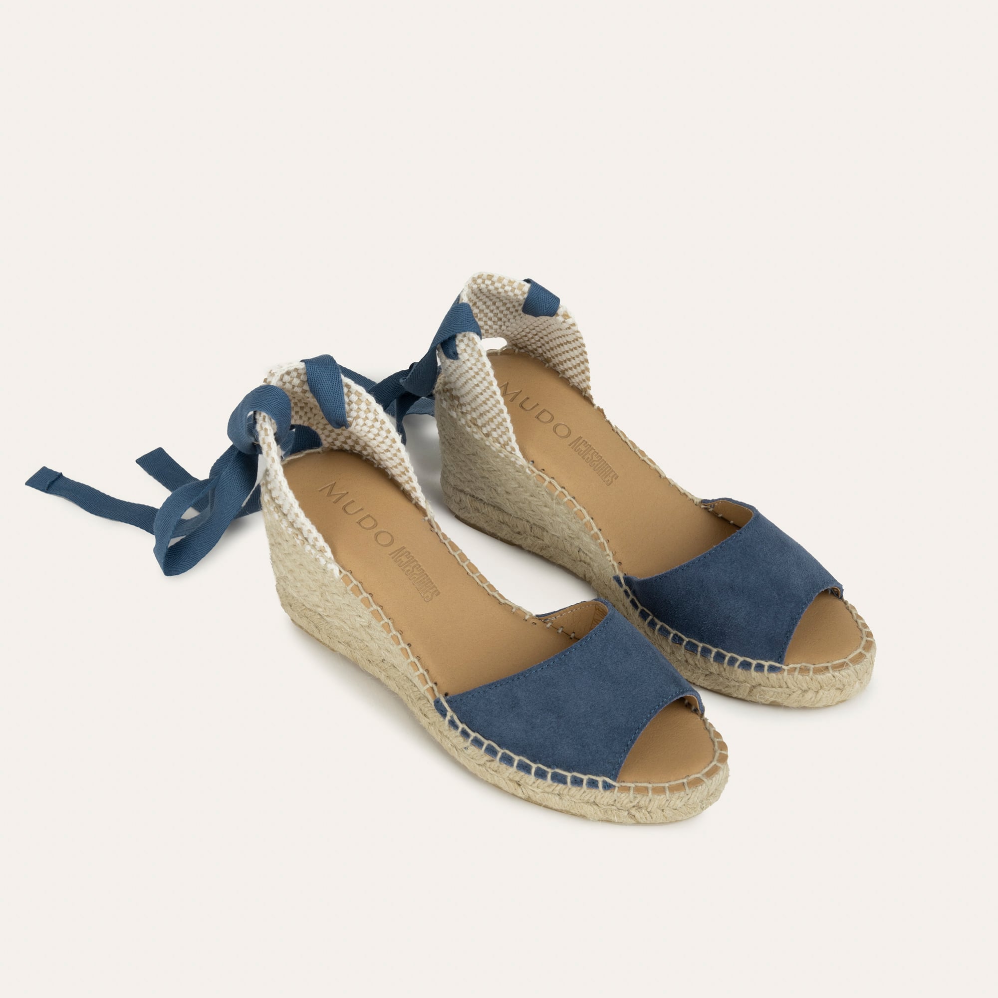 SÜET DOLGU TOPUKLU AYAKKABI