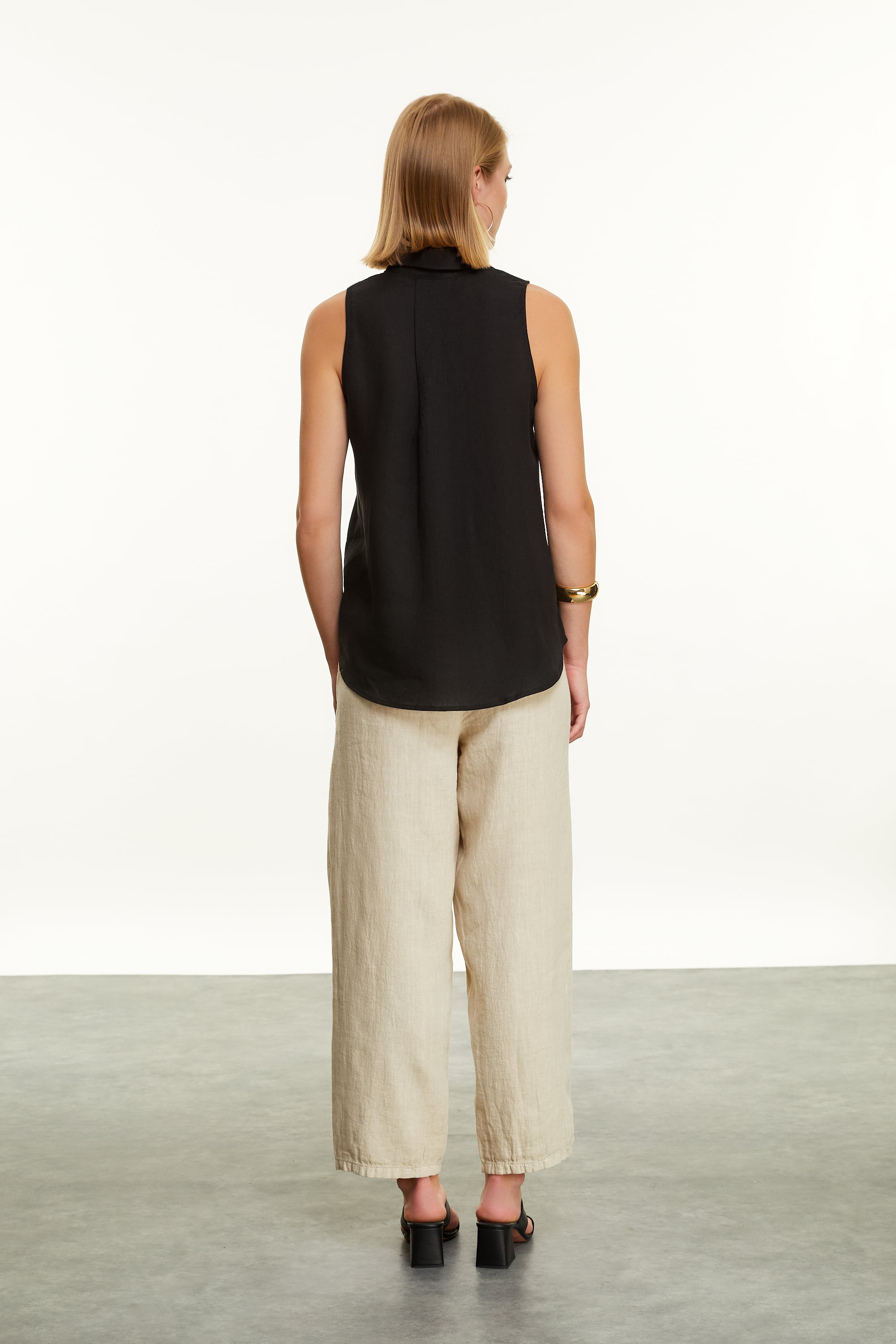 REGULAR FIT KOLSUZ KETEN GÖMLEK