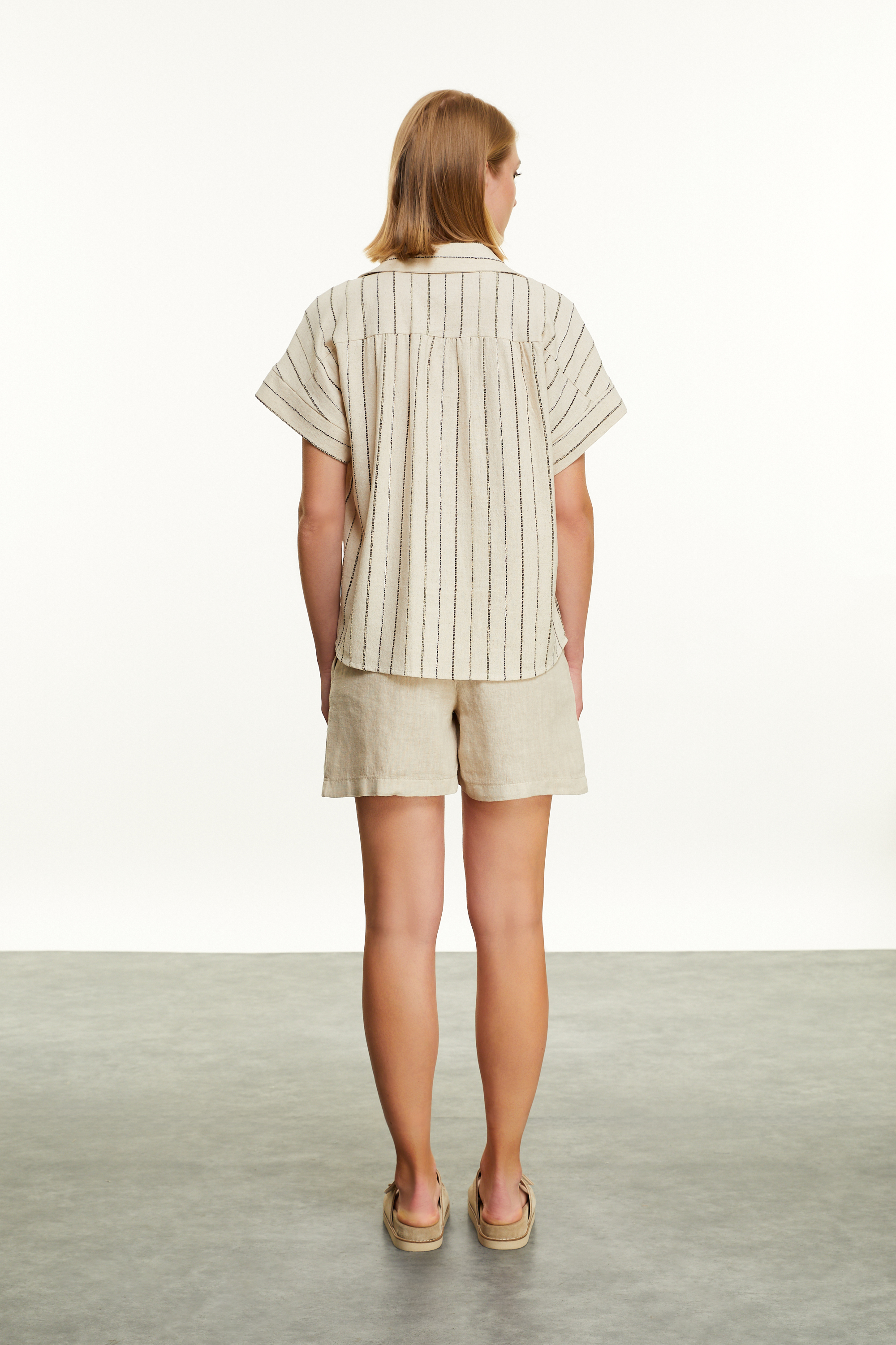 ÇİZGİLİ SMART GÖMLEK