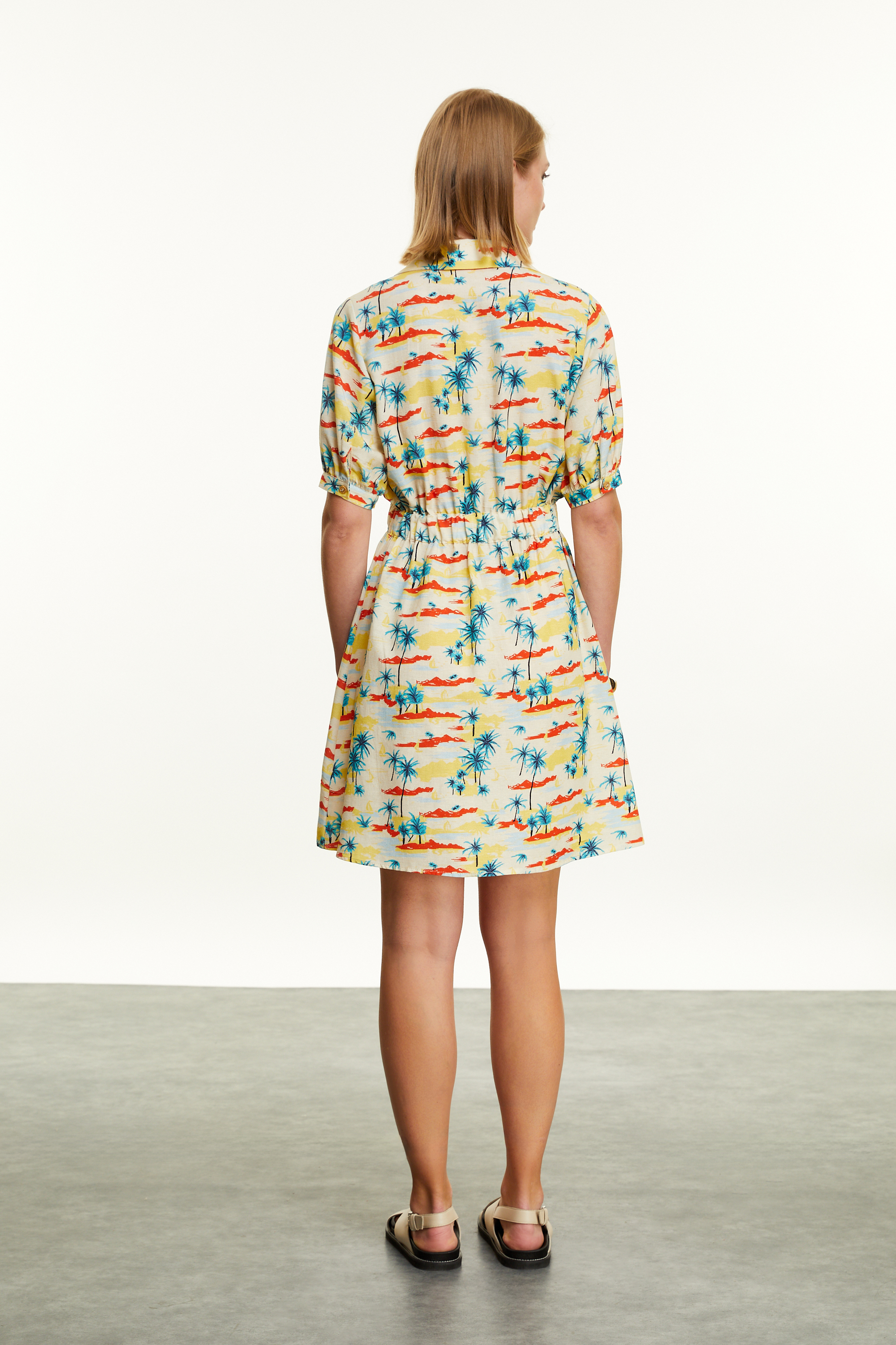 BASKILI CEPLİ MİNİ GÖMLEK ELBİSE