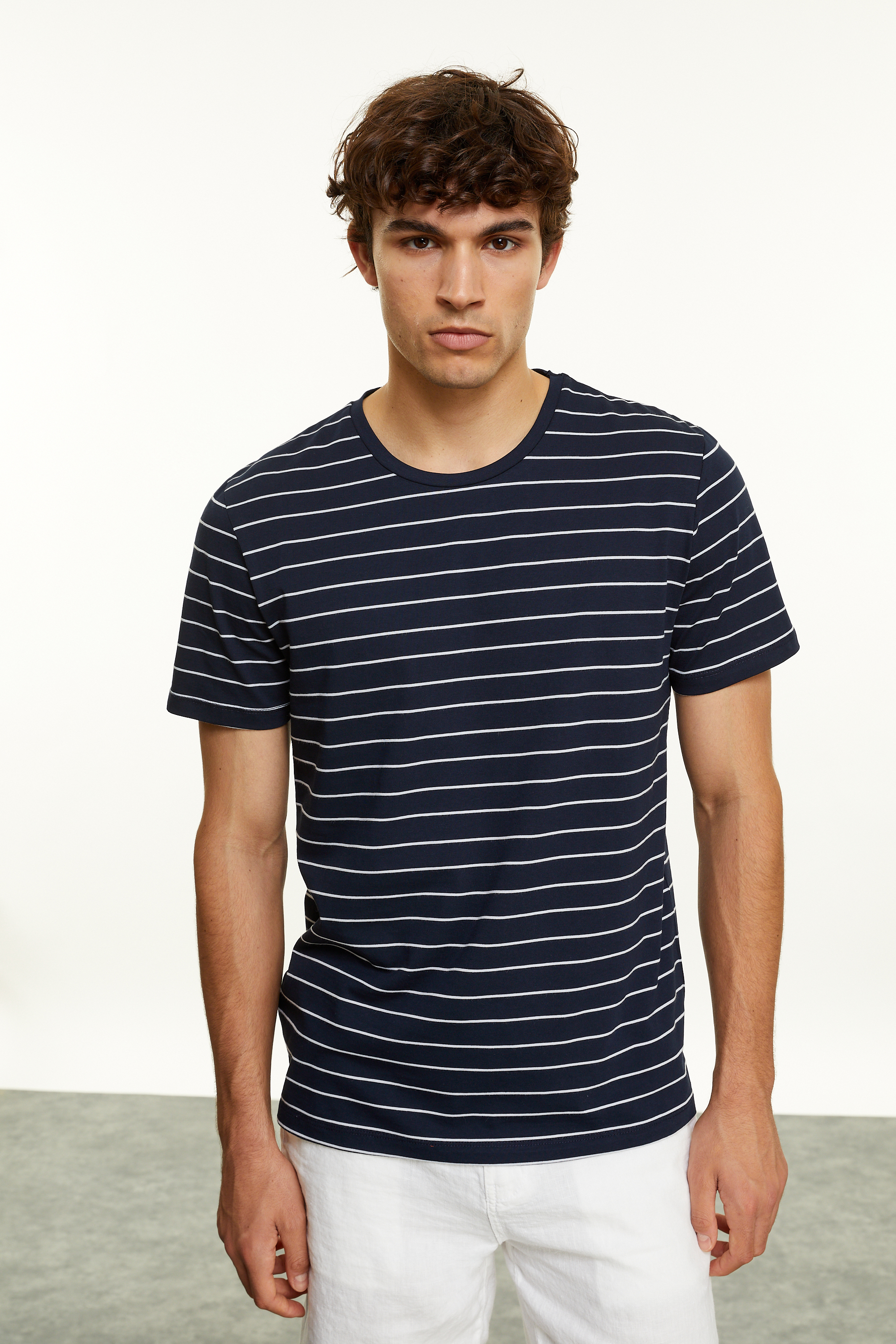 ÇİZGİLİ BİSİKLET YAKA T-SHIRT